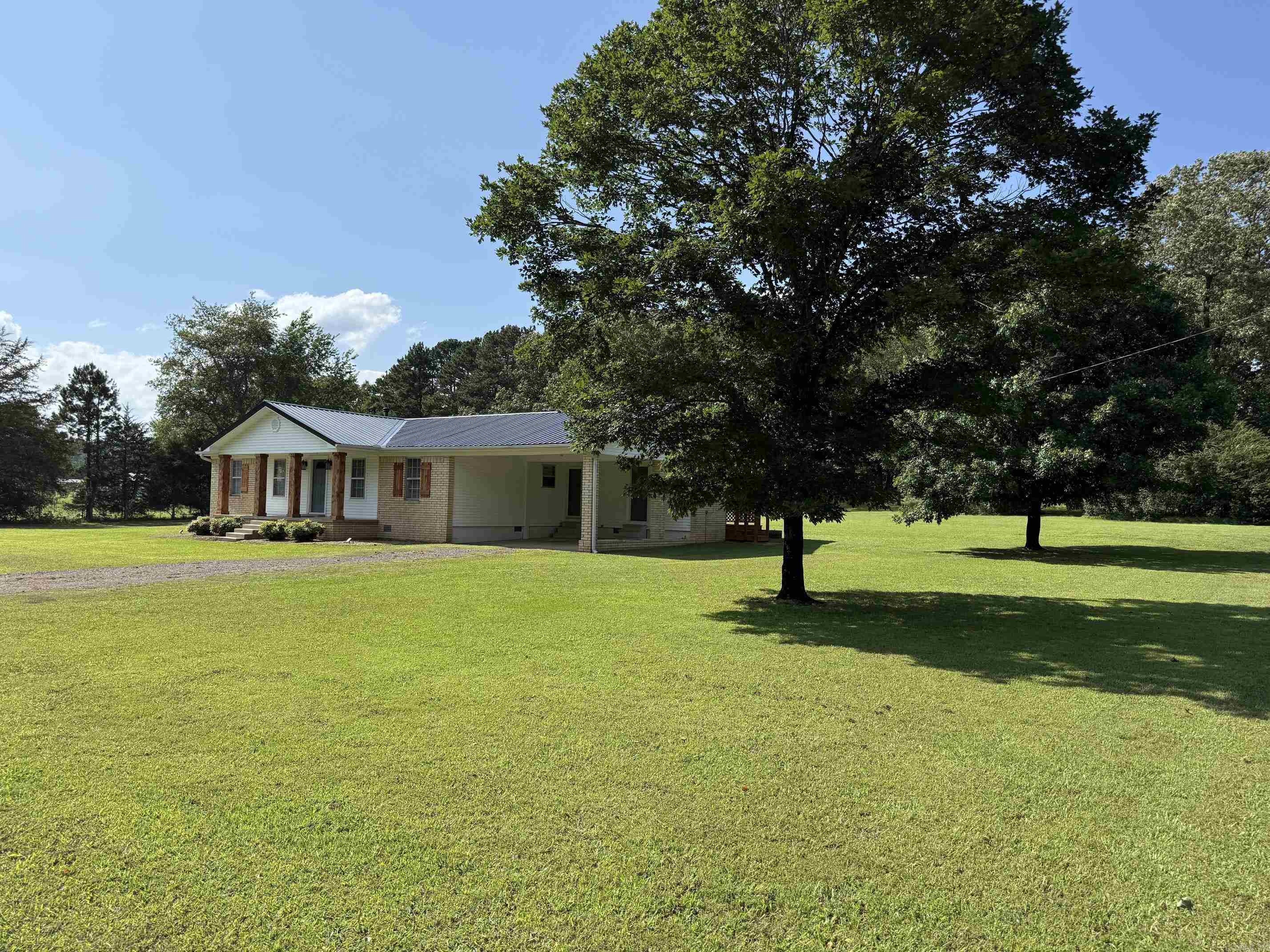 BEE BRANCH ESTATES - Residential