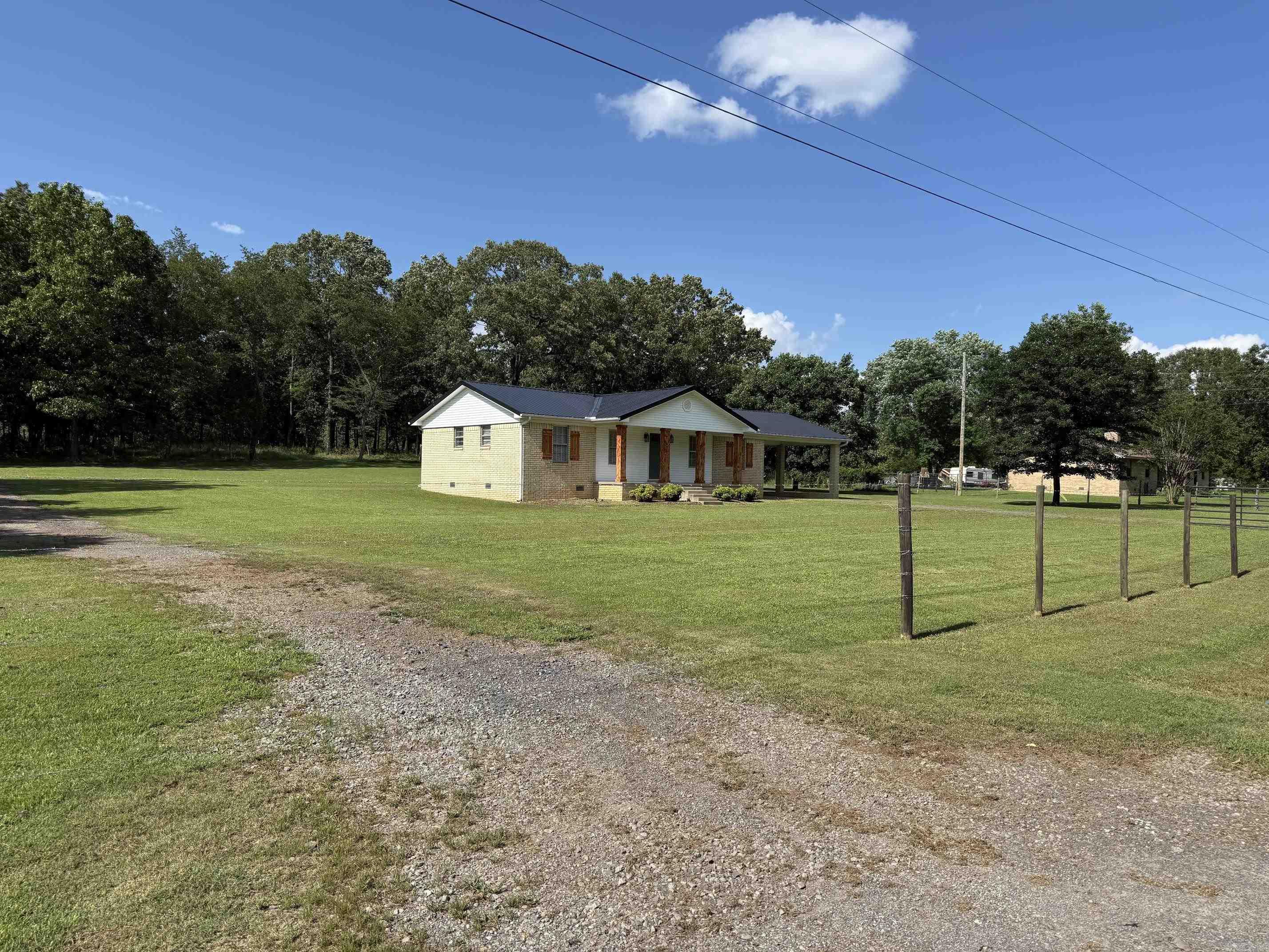 BEE BRANCH ESTATES - Residential