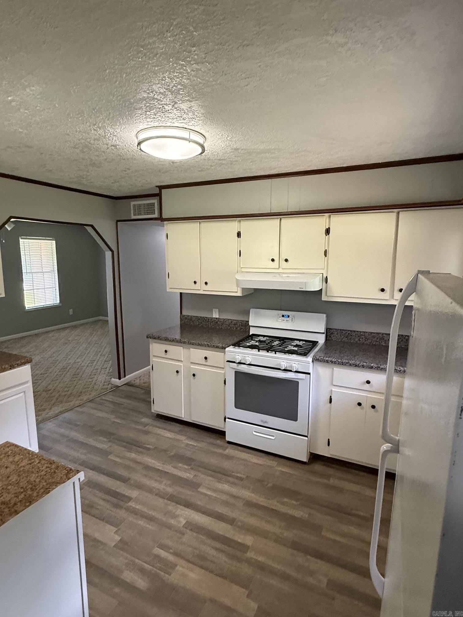 BEE BRANCH ESTATES - Residential