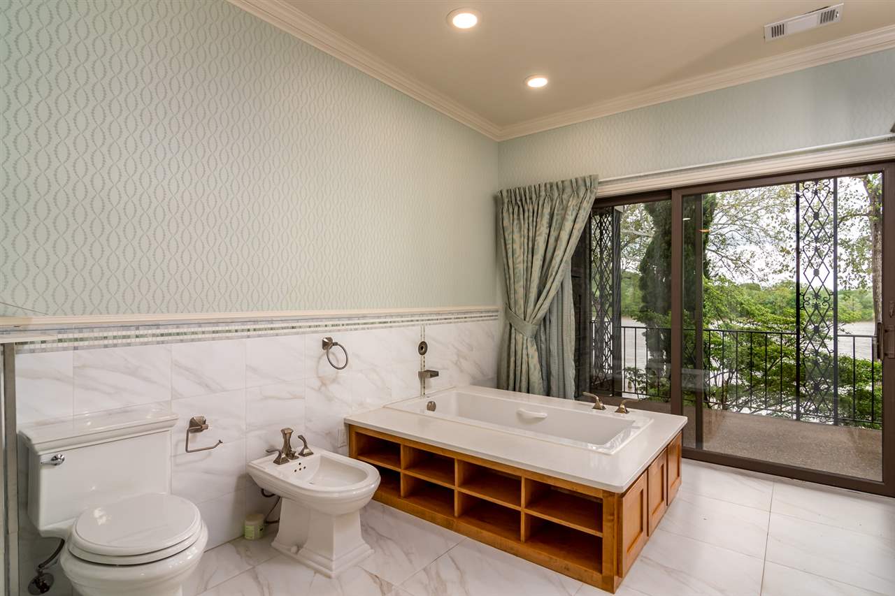 RIVERBEND HPR - Residential