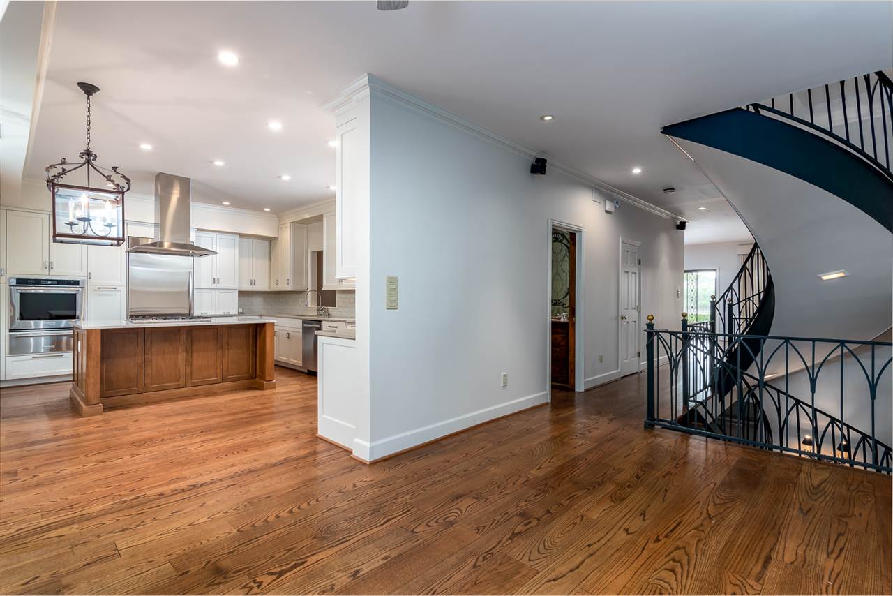 RIVERBEND HPR - Residential