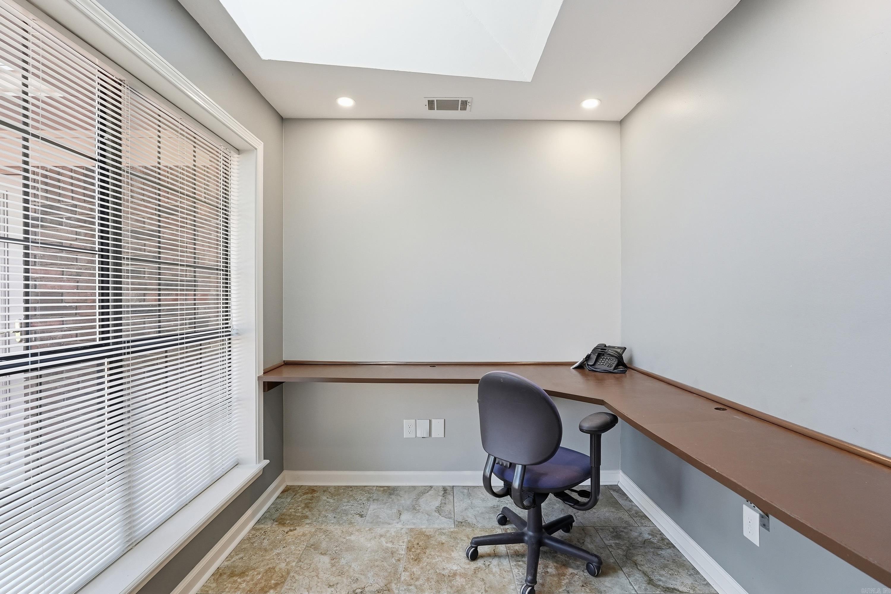EDGEWATER ADDN - Residential