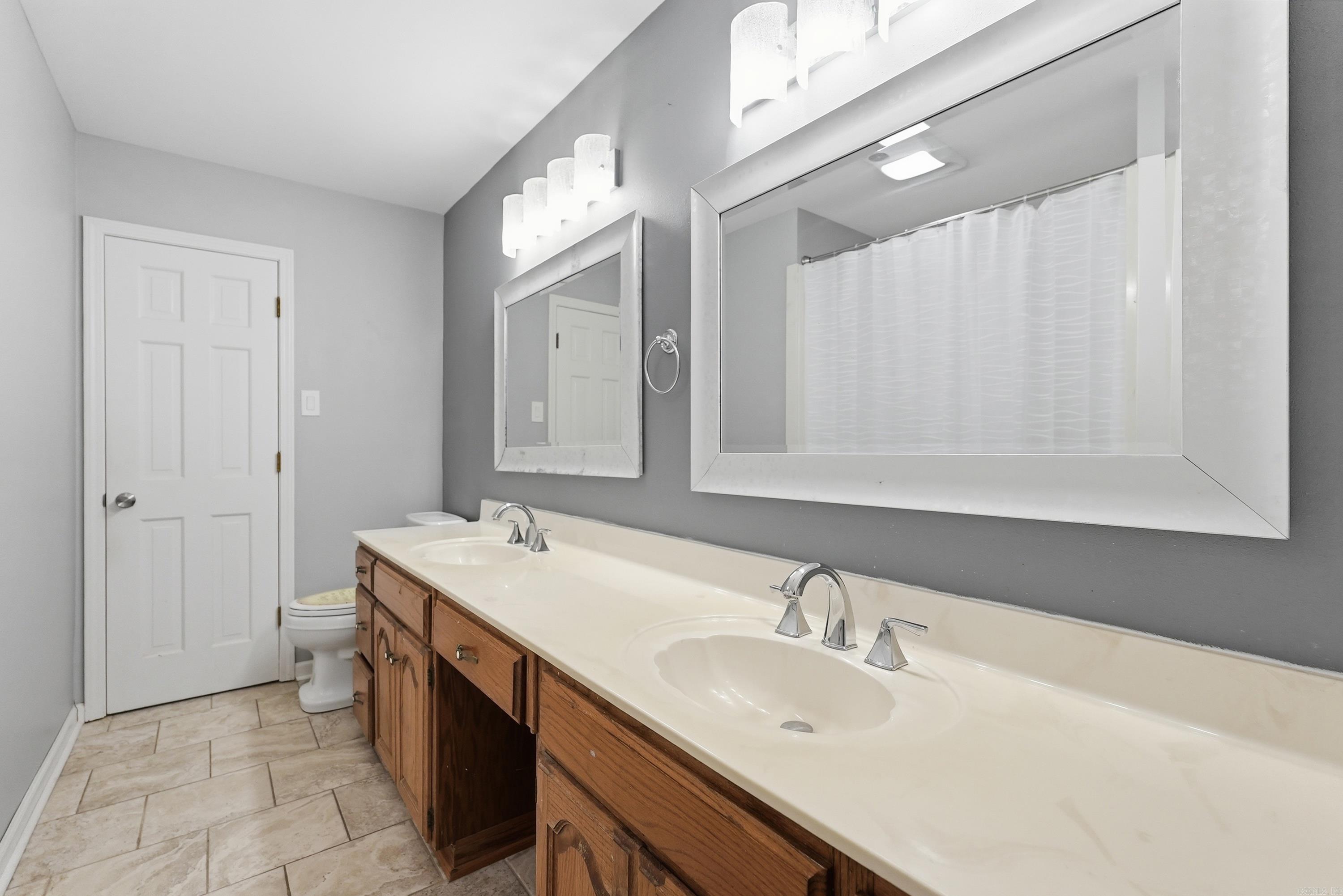EDGEWATER ADDN - Residential