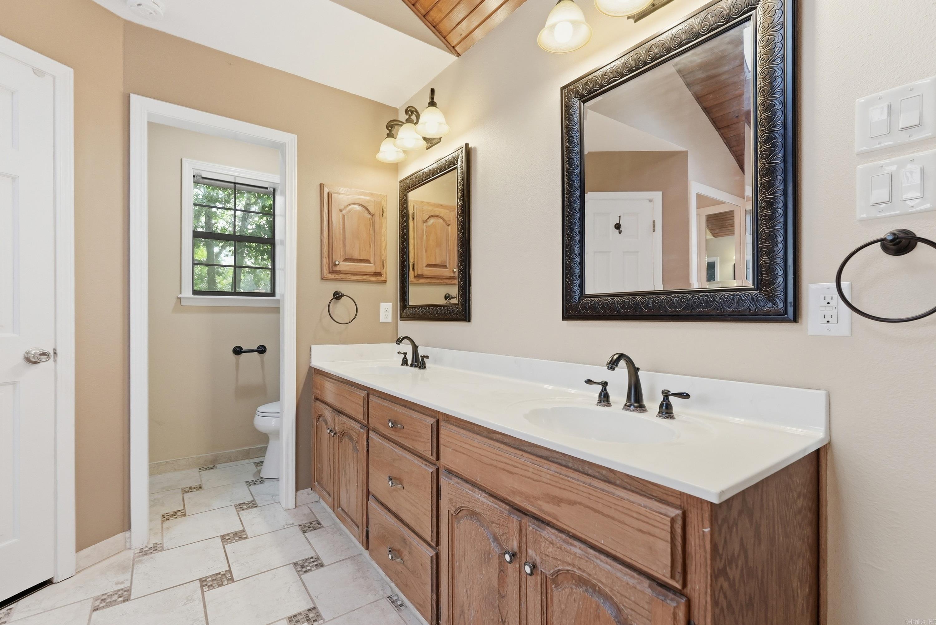 EDGEWATER ADDN - Residential