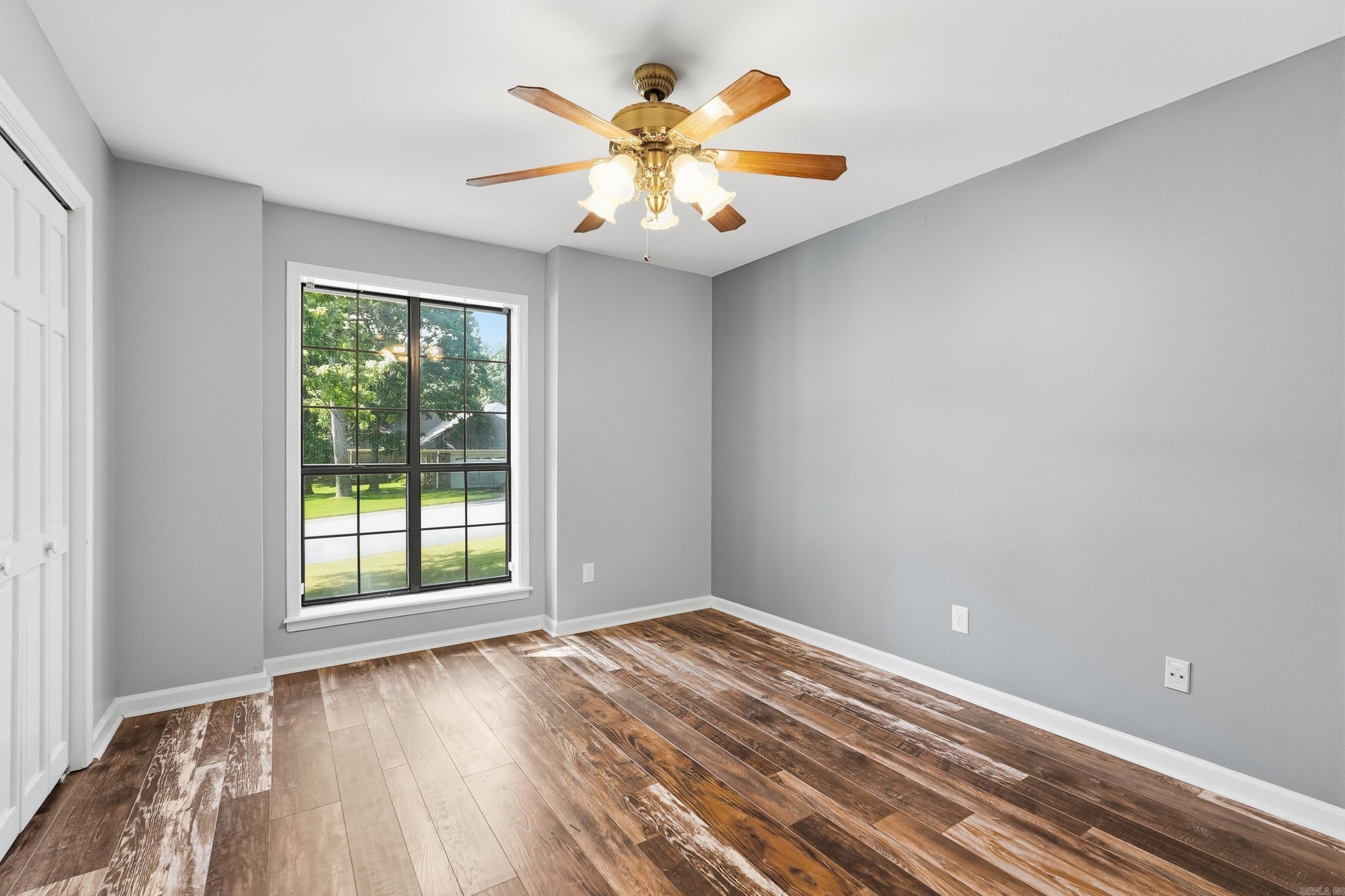 EDGEWATER ADDN - Residential