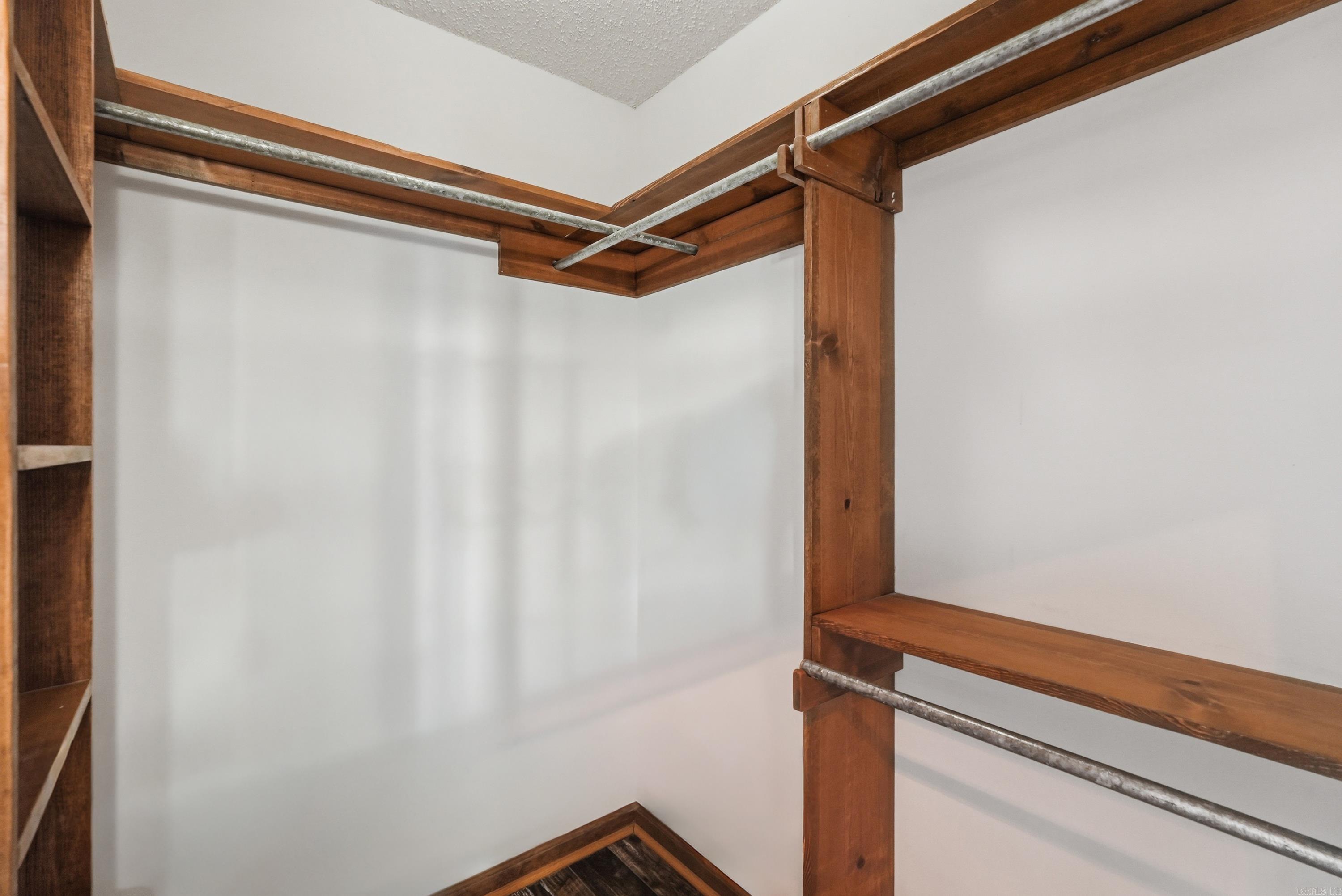 EDGEWATER ADDN - Residential