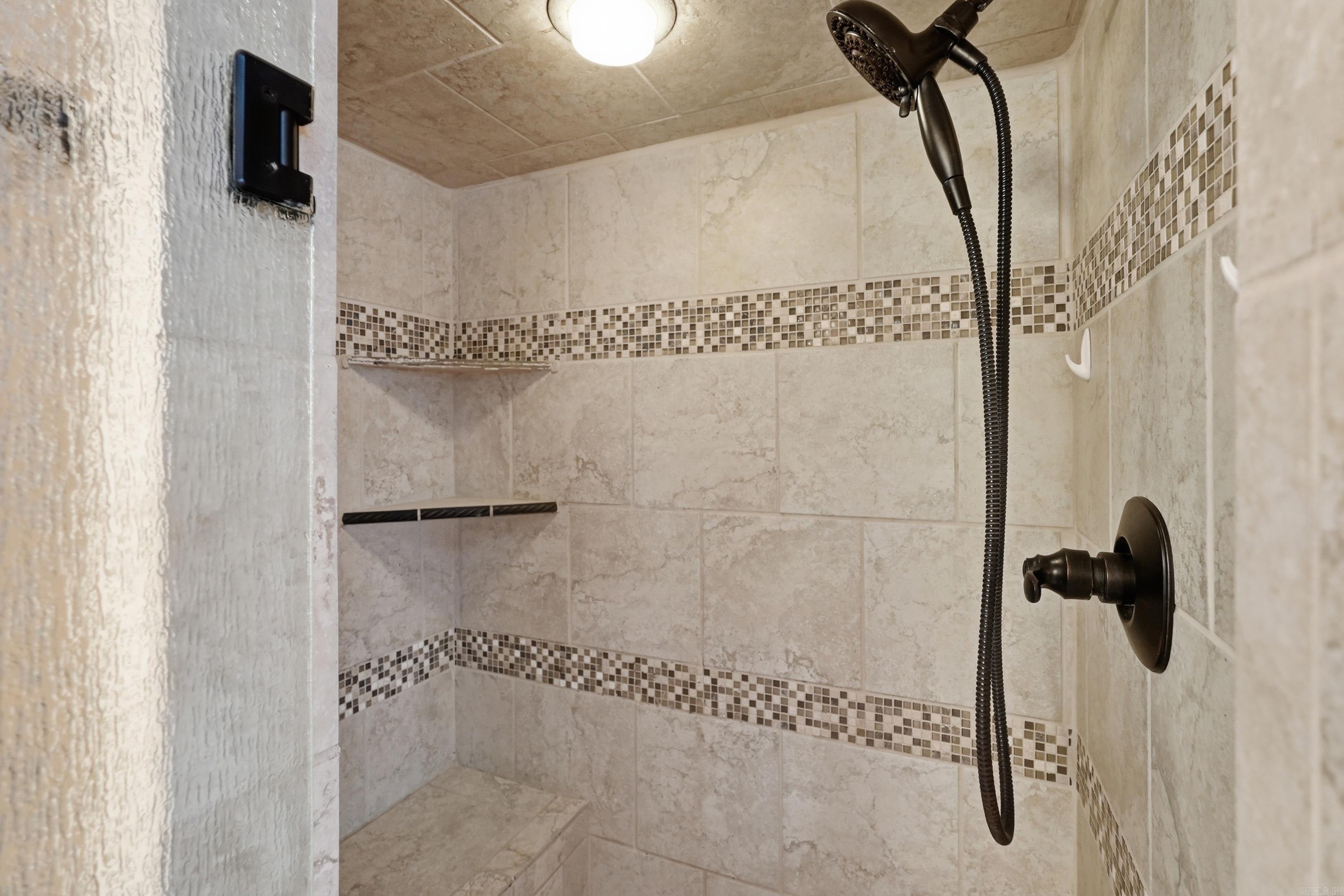 EDGEWATER ADDN - Residential