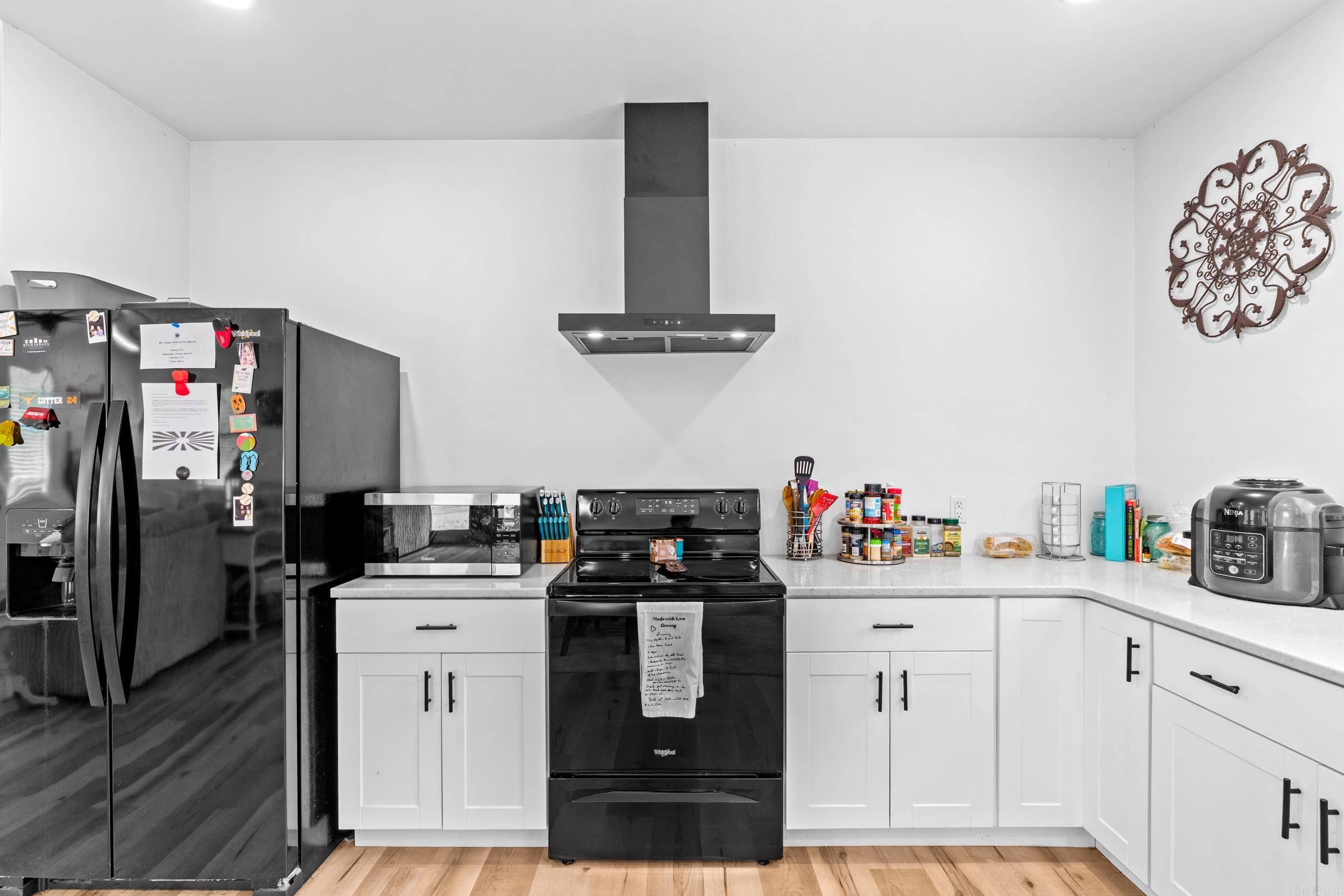 OAK KNOLL - Residential
