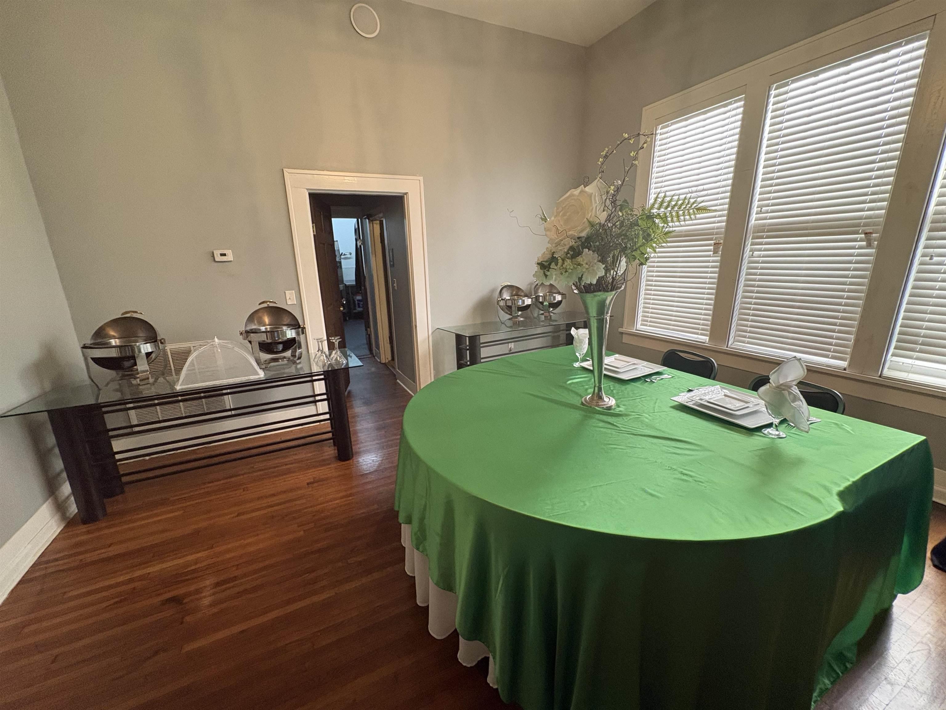 North Argenta - Commercial Sale