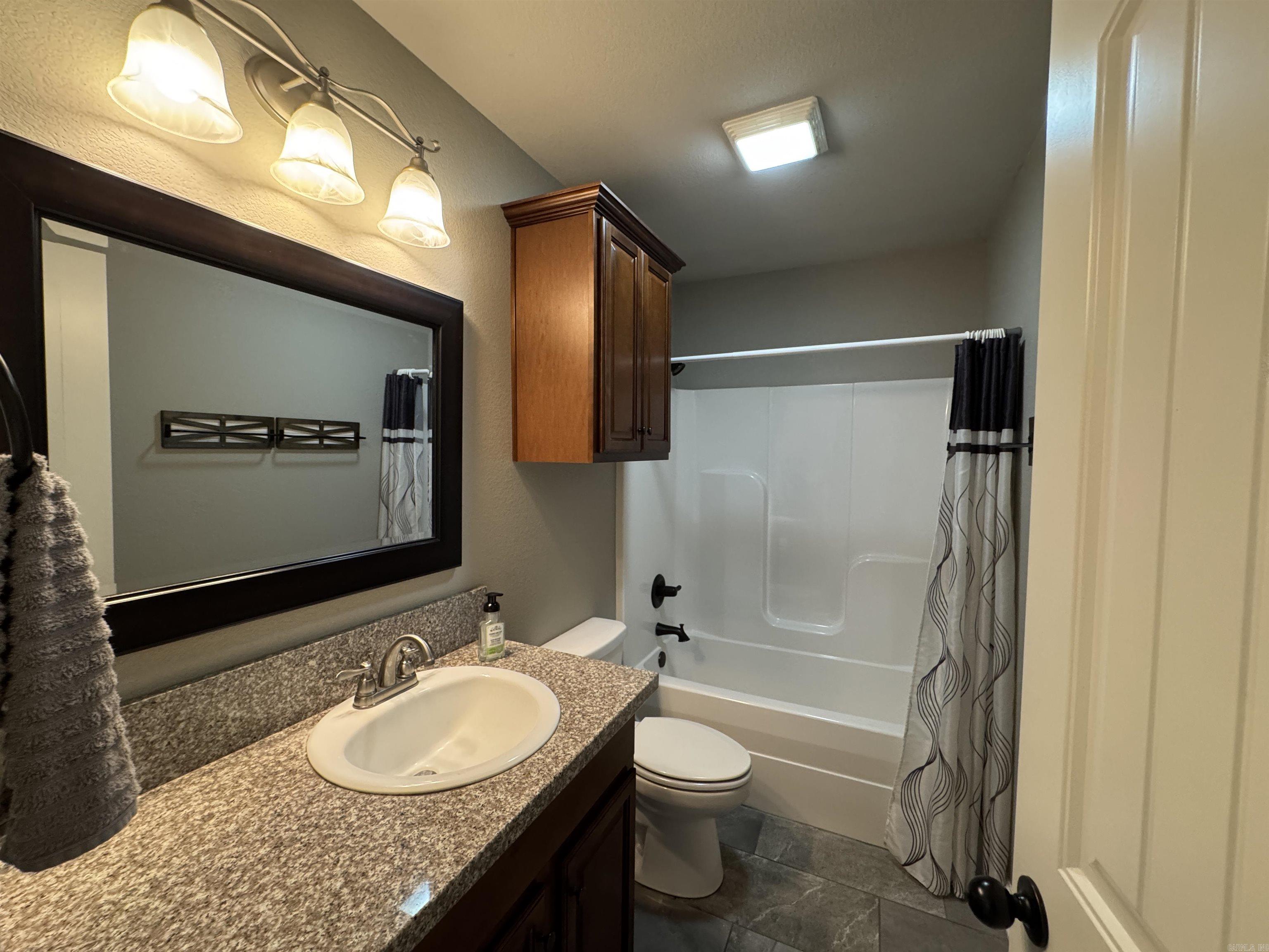 BOBWHITE - Residential