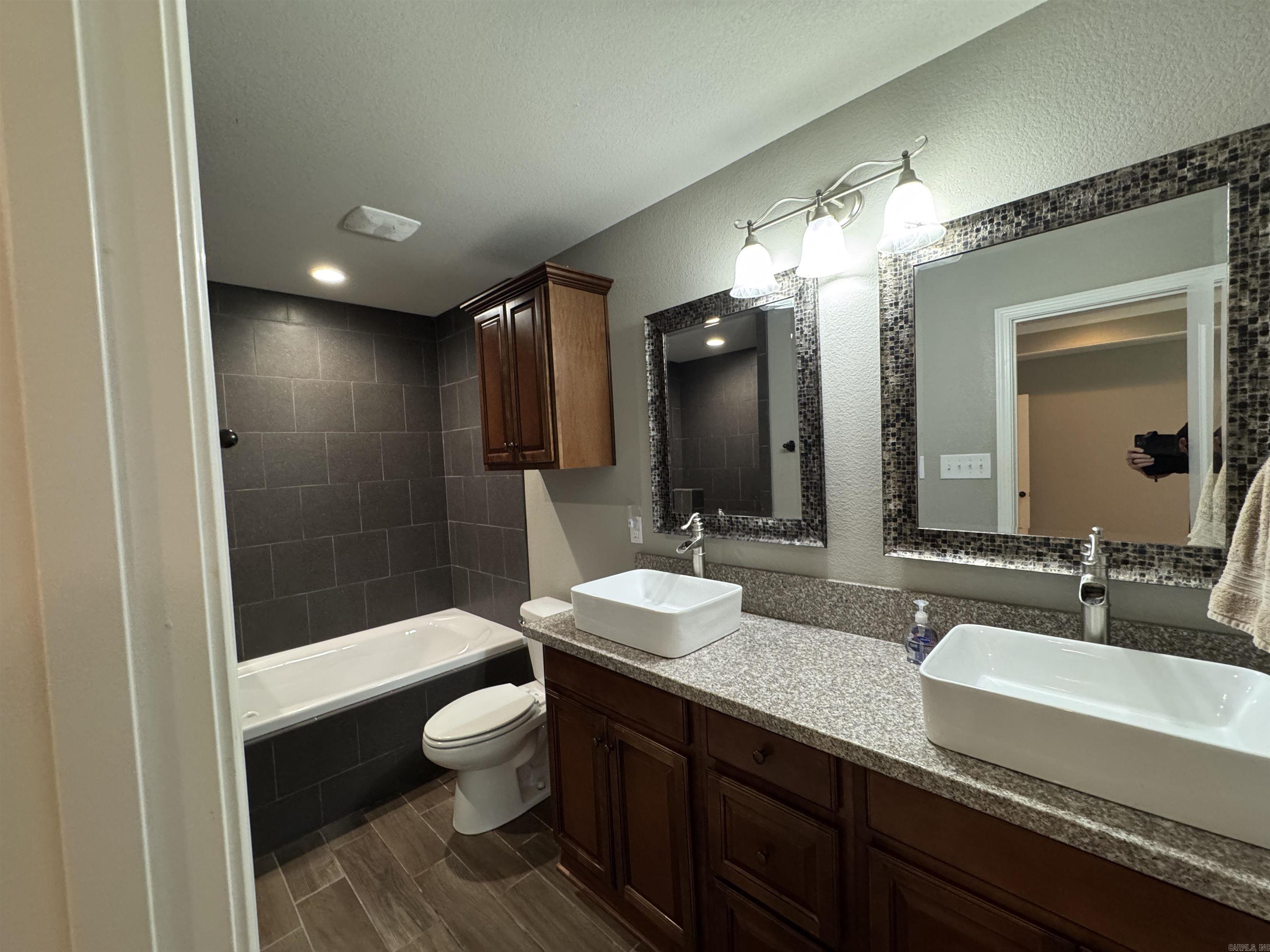 BOBWHITE - Residential