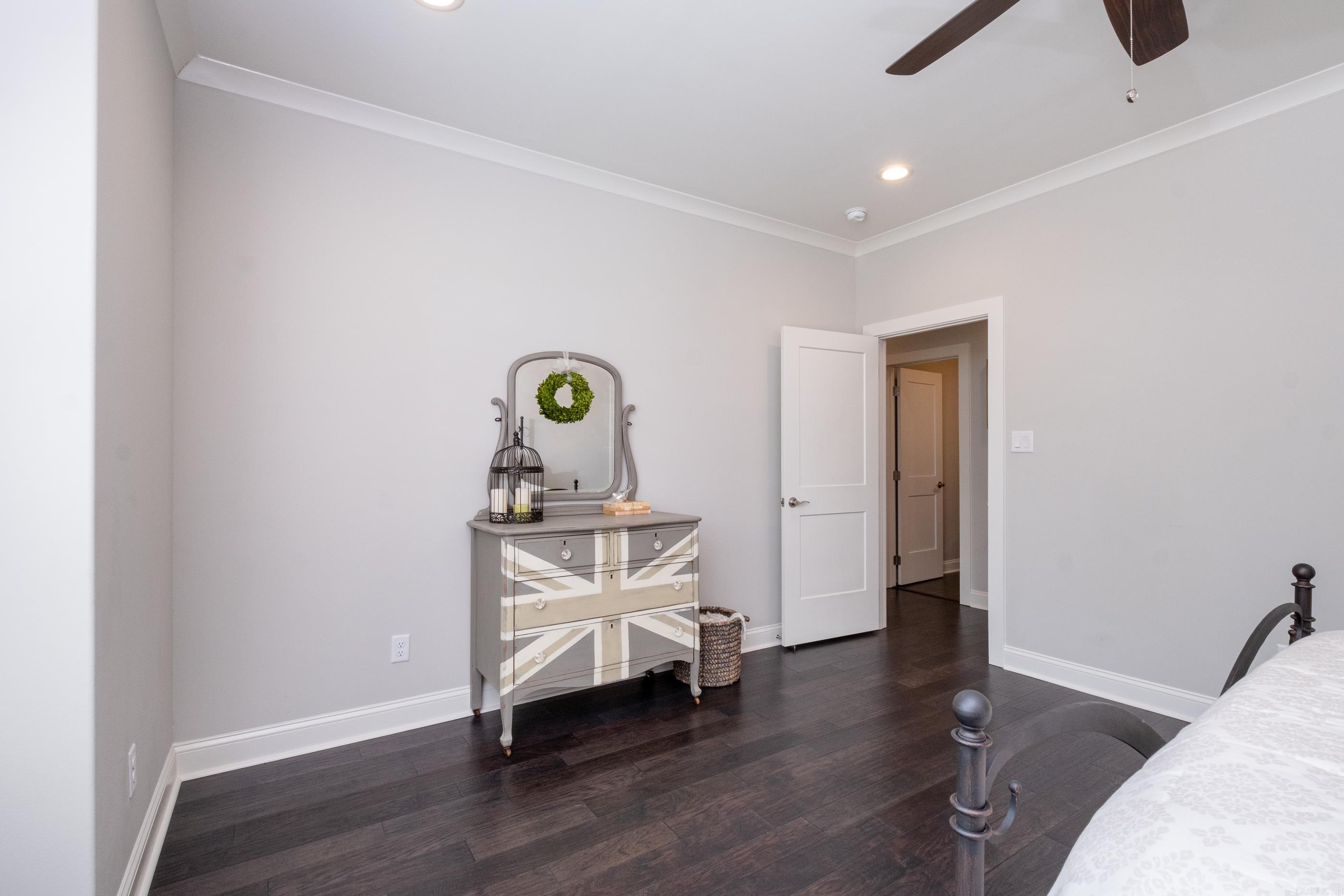 Englewood L1 - Residential