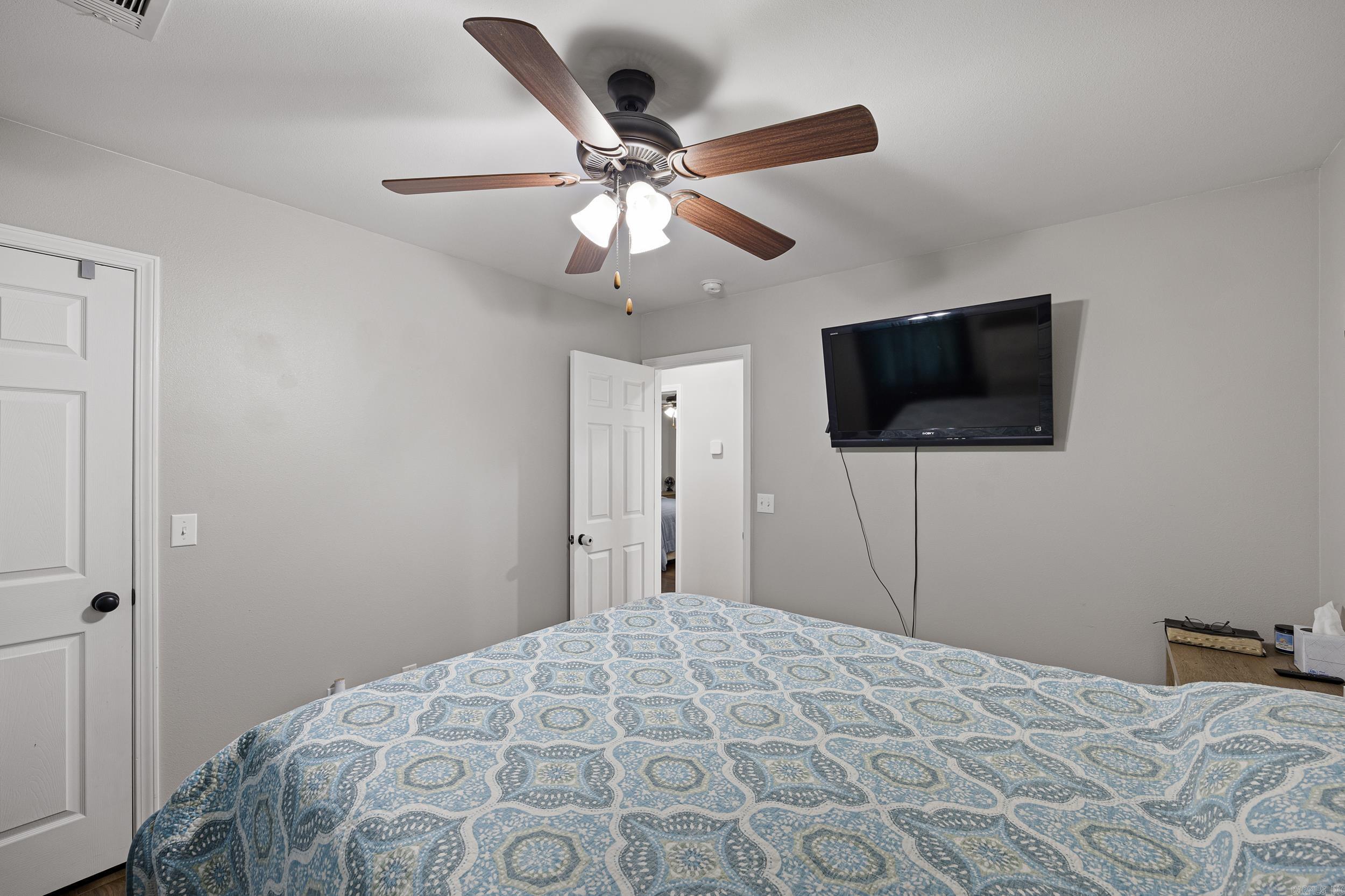 COCANOUGHERS CORNER - Residential