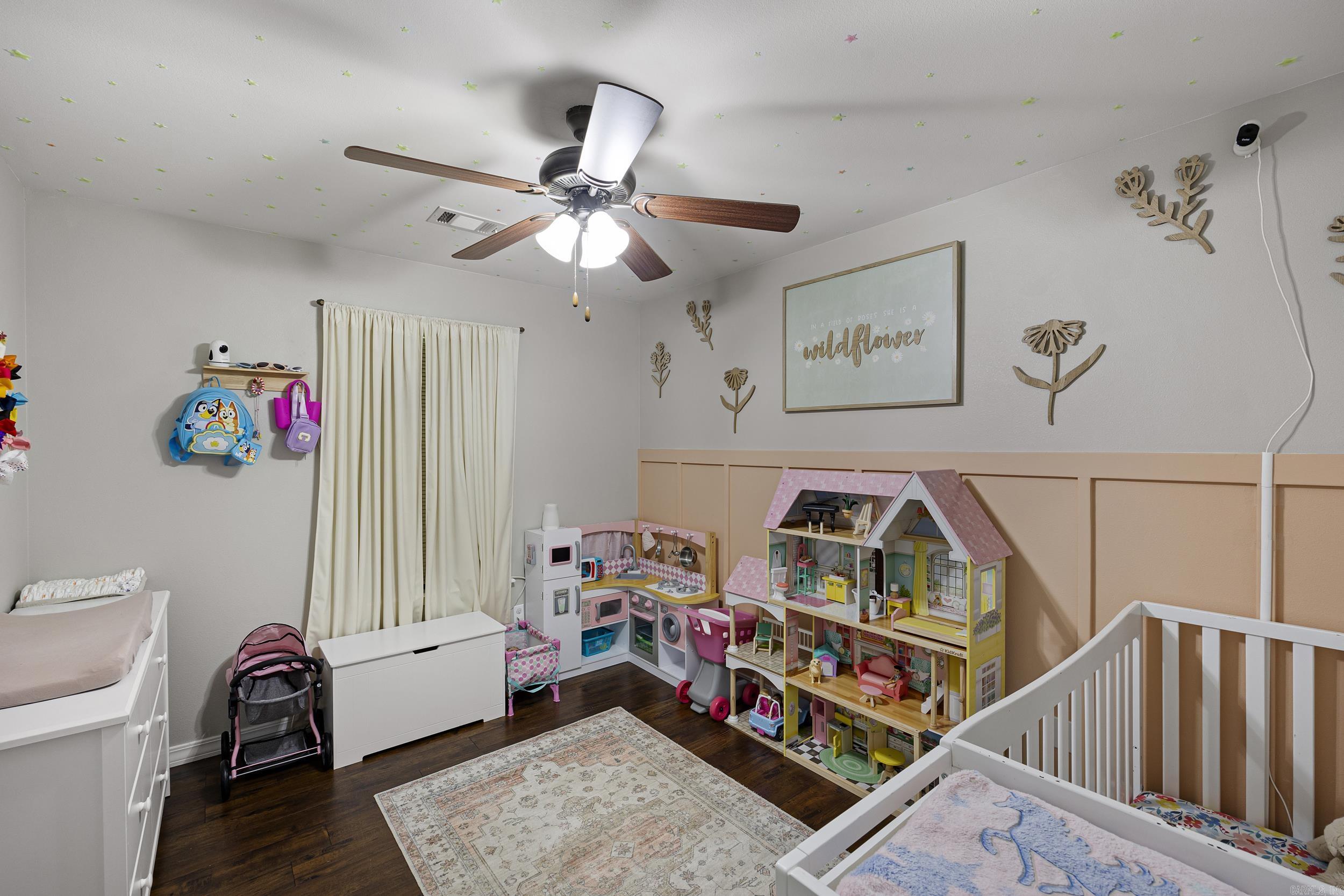 COCANOUGHERS CORNER - Residential