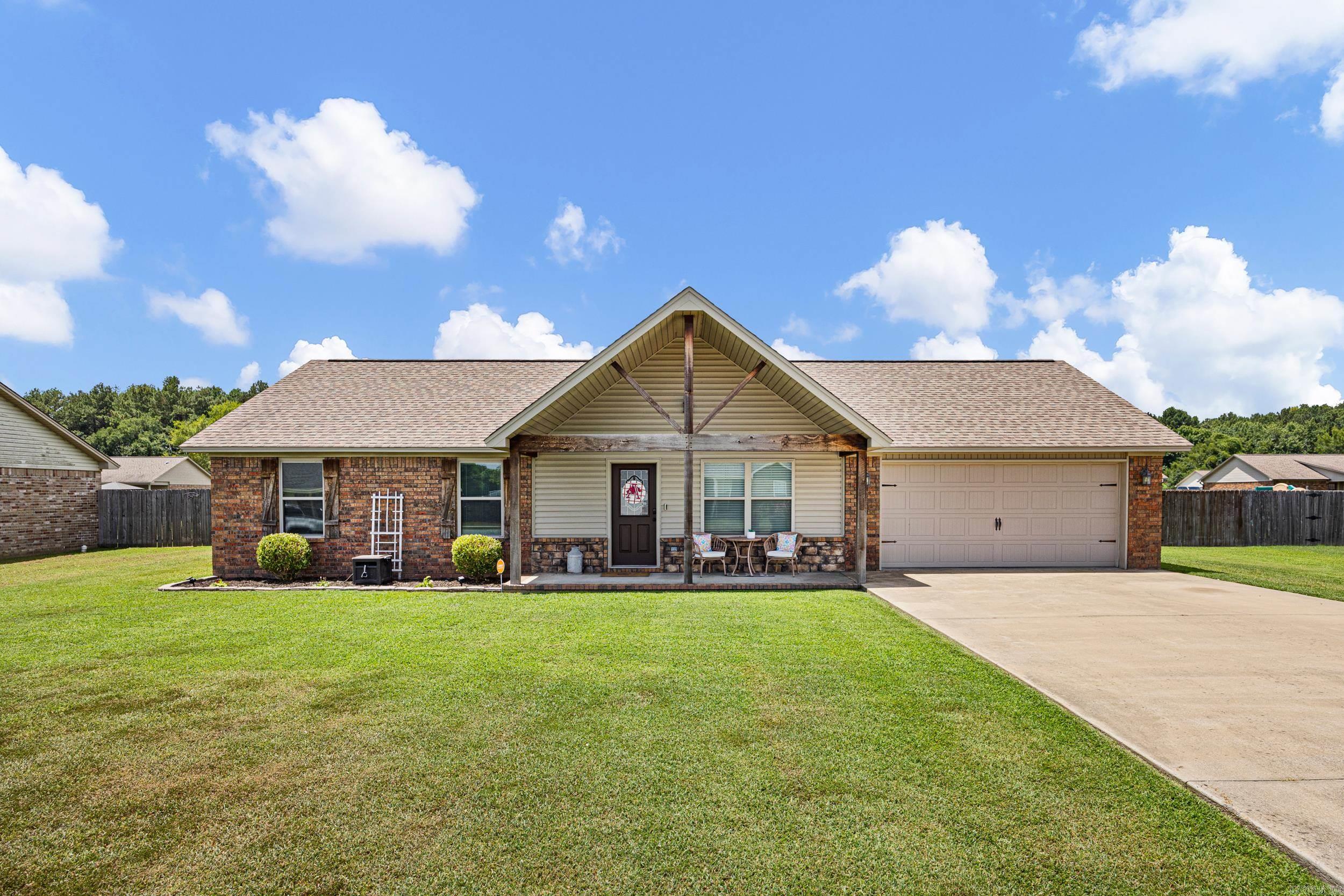 COCANOUGHERS CORNER - Residential
