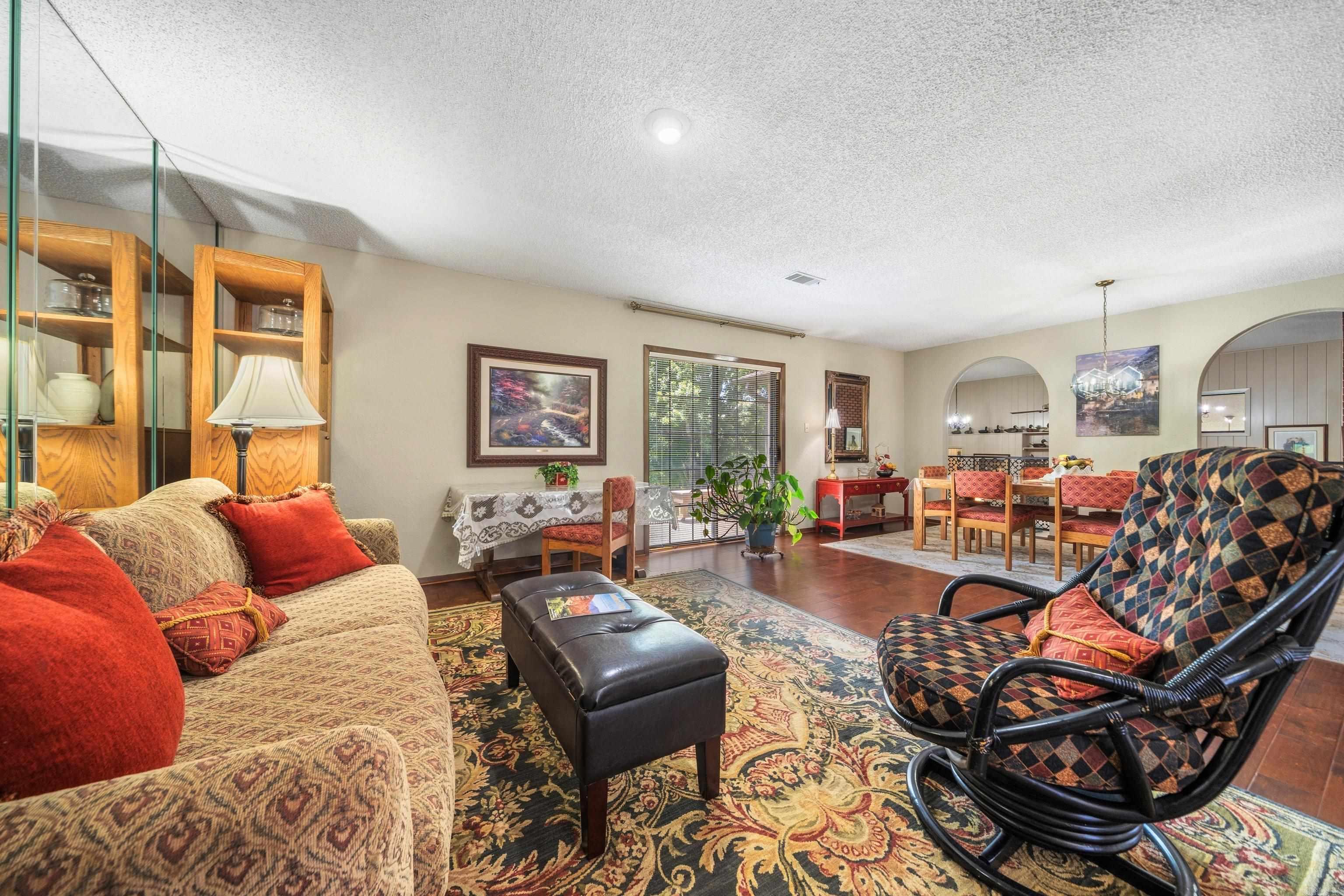 S8-T3S-R19W - Residential