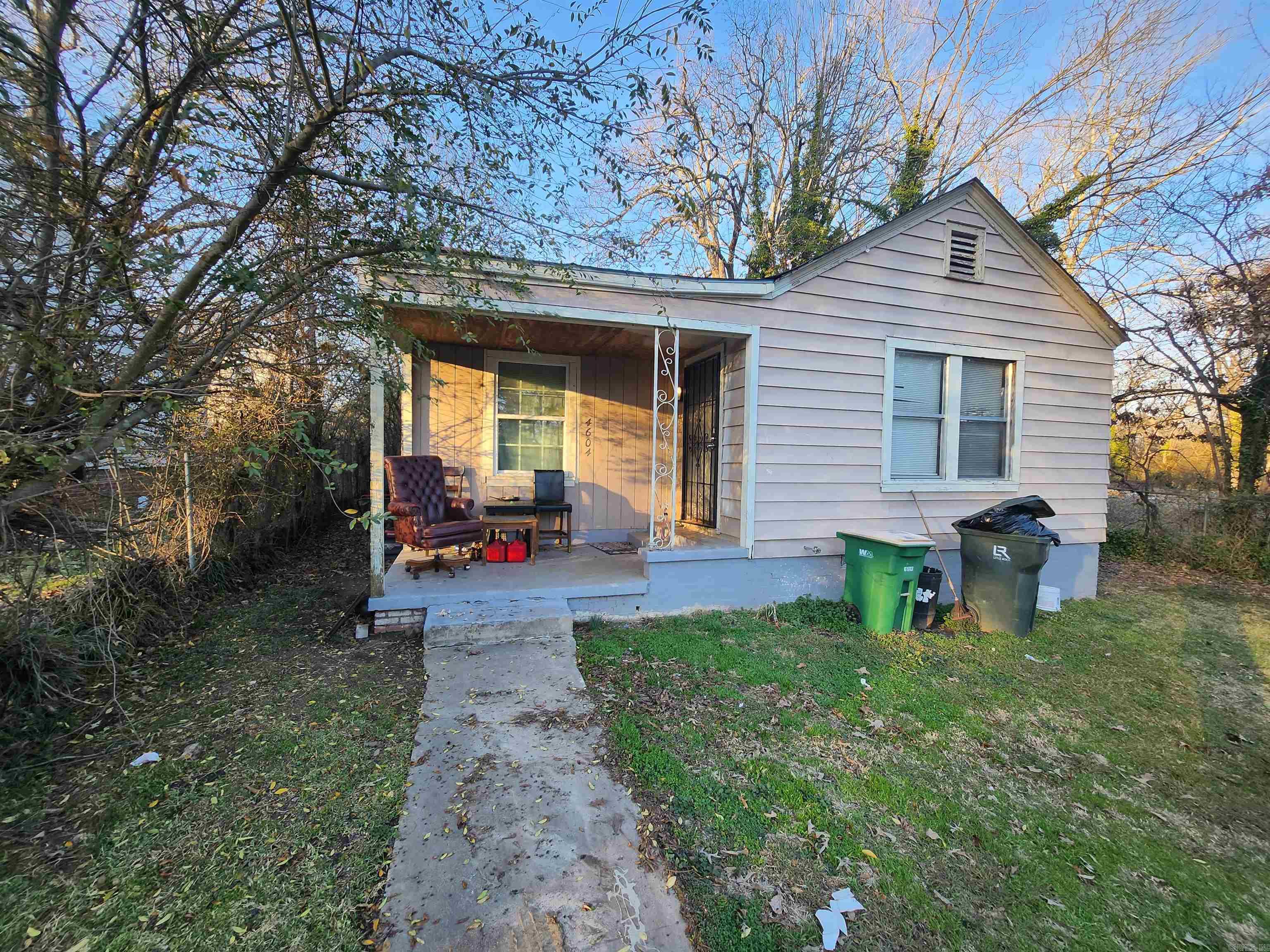 FUTRELL & JOHNSON - Residential