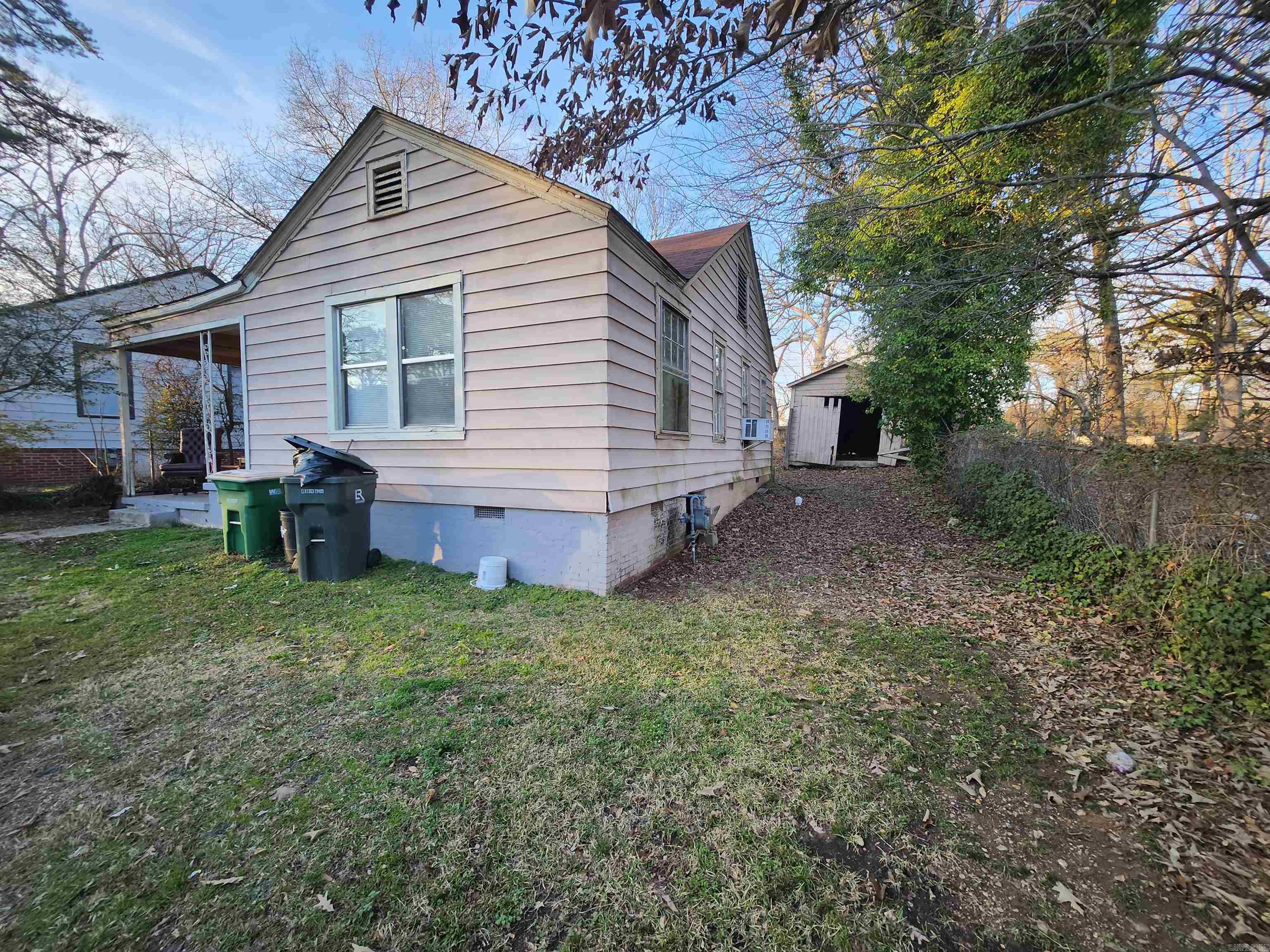 INVESTMENT OPPORTUNITY!! Great portfolio add or flip... Property is Tenant Occupied; Lease is MONTH TO MONTH, $700 MONTHLY, 24 HR NOTICE TO SHOW... SOLD AS-IS Part of a package, could be purchased in individually or all together. See MLS#