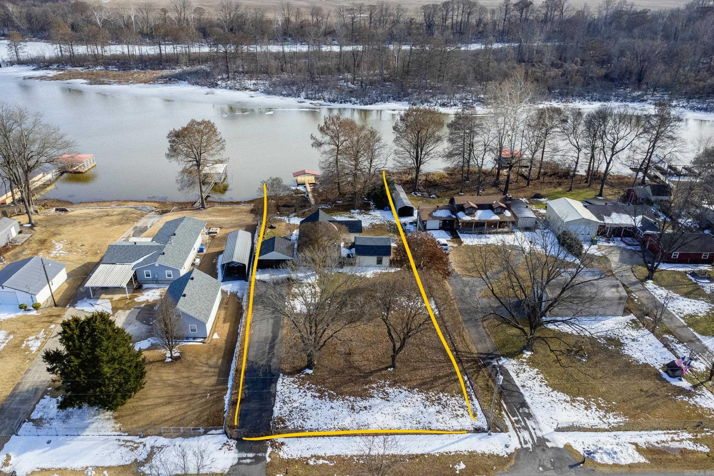 RIVER MANOR EST - Residential