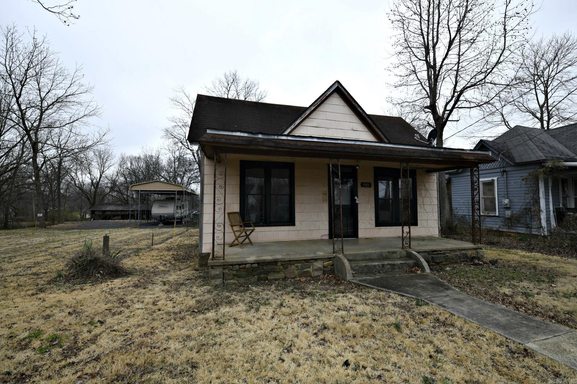 MENA ORIGINAL - Residential
