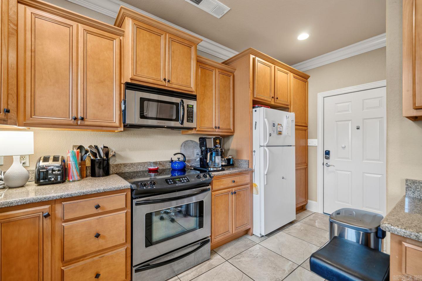 BAYHILL - Residential