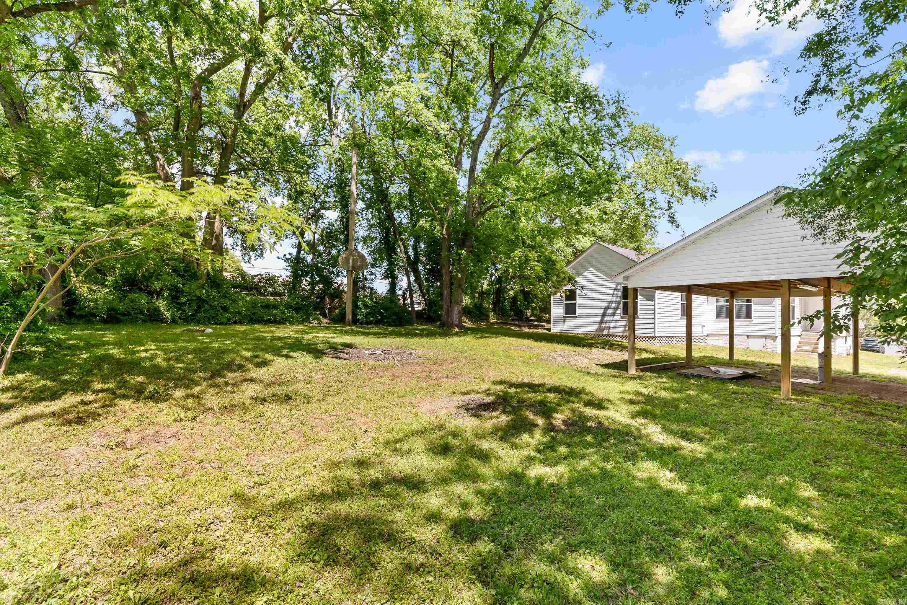 ORIGINAL TOWN-BENTON - Residential