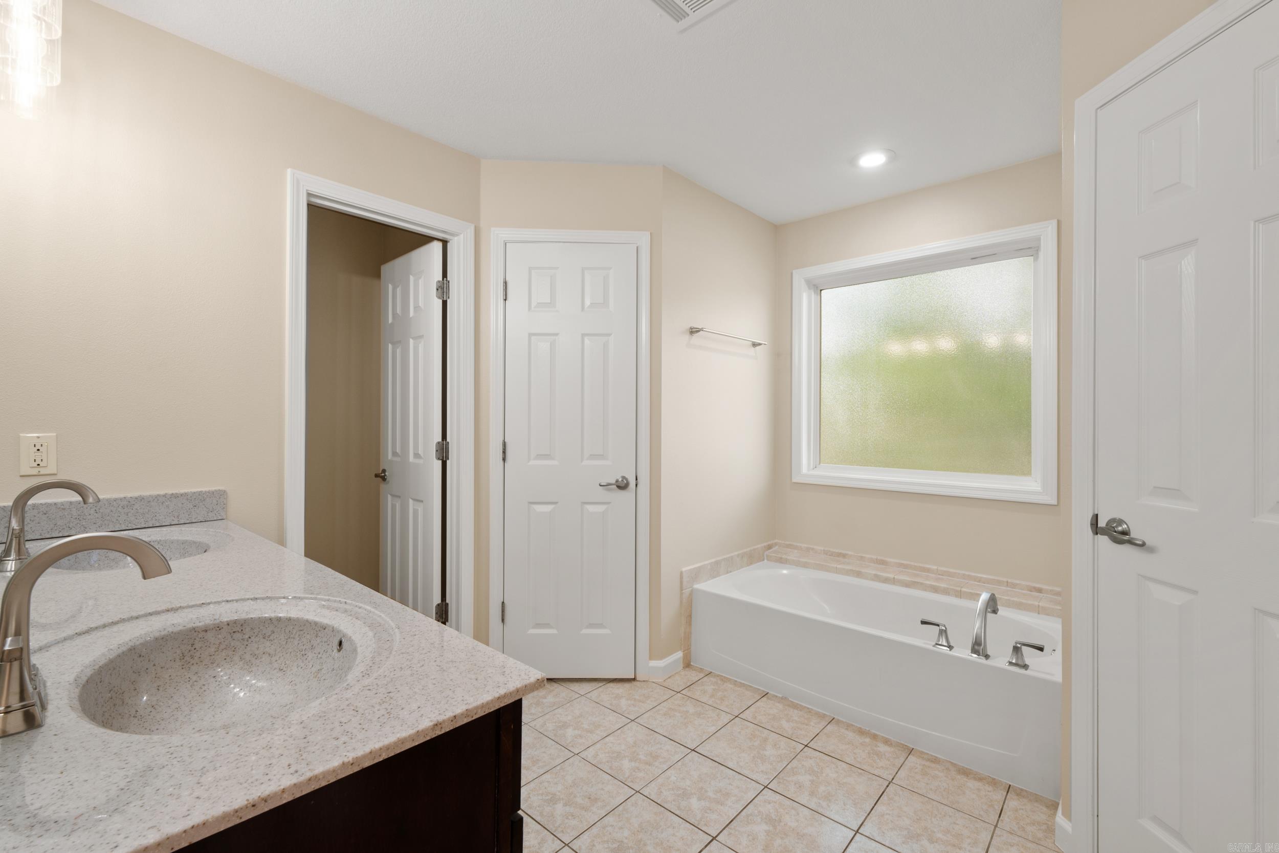 Summer Oaks - Residential