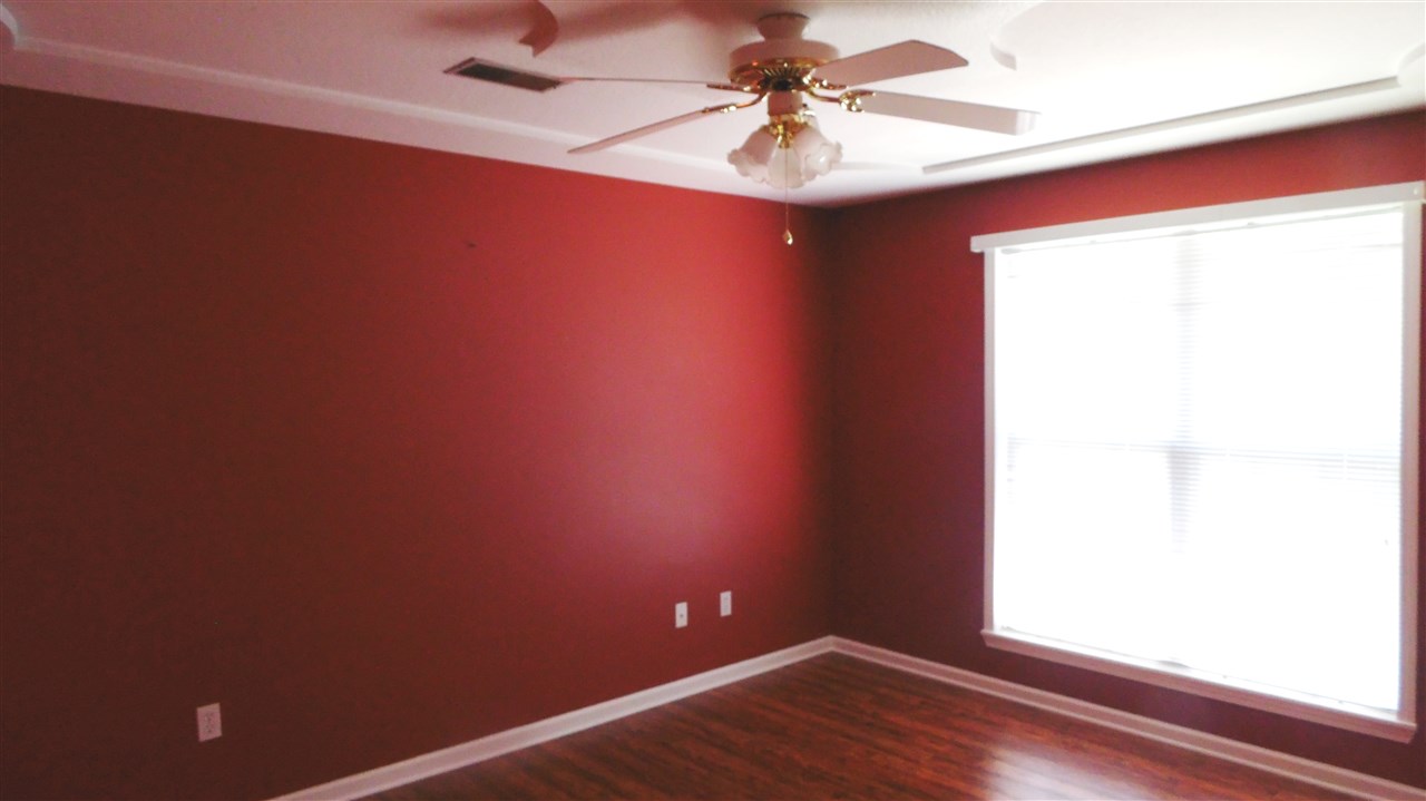 Tall Oaks - Residential