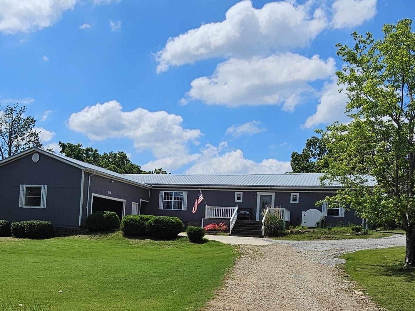 This lovely golf course home is up for grabs in Horseshoe Bend, AR. With 2,662 sqft, front deck, back deck, 2 car attached garage, 2 unattached garages, green house/garden, and 3 separate driveways on 2 lots, this home stands out above the rest! This home features an open floor plan and the possibilities are endless with how you can arrange the inside. This house also includes a room suite that could be considered a mother in law suite, great for company who come to golf and enjoy the lake and amenities in your lovely quiet town. Lots of upgrades have been made to this lovely house, call today to schedule your walkthrough!