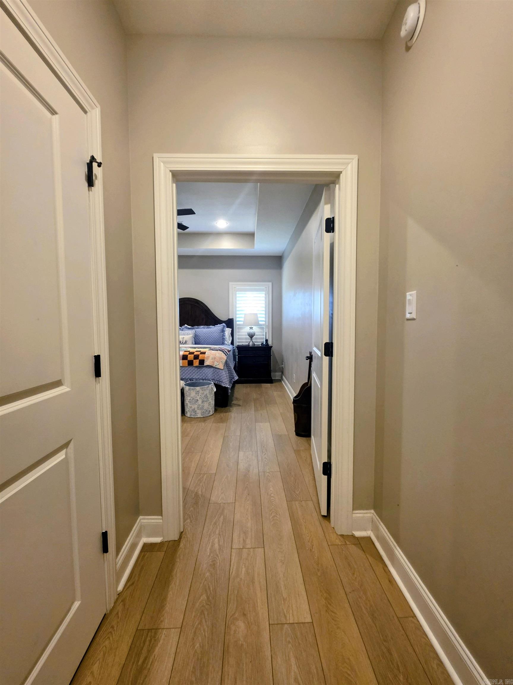 JAMESTOWN MANOR - Residential