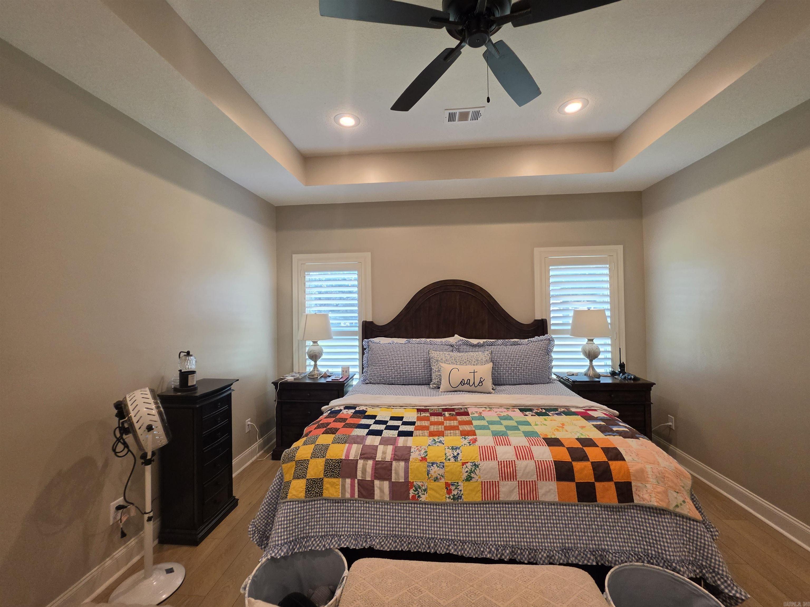 JAMESTOWN MANOR - Residential