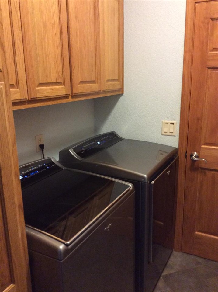 Mountain Aire East Lakeside I - Residential