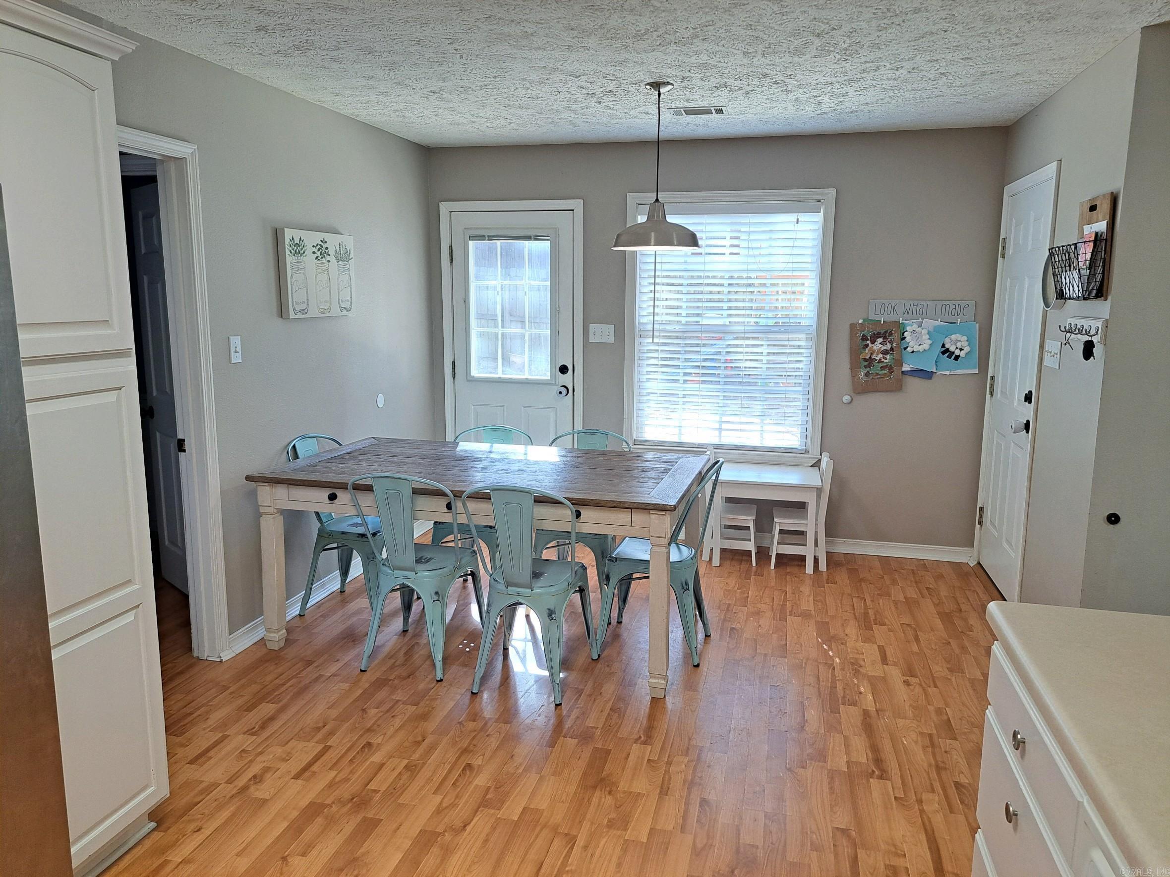 CANEY HILL - Residential