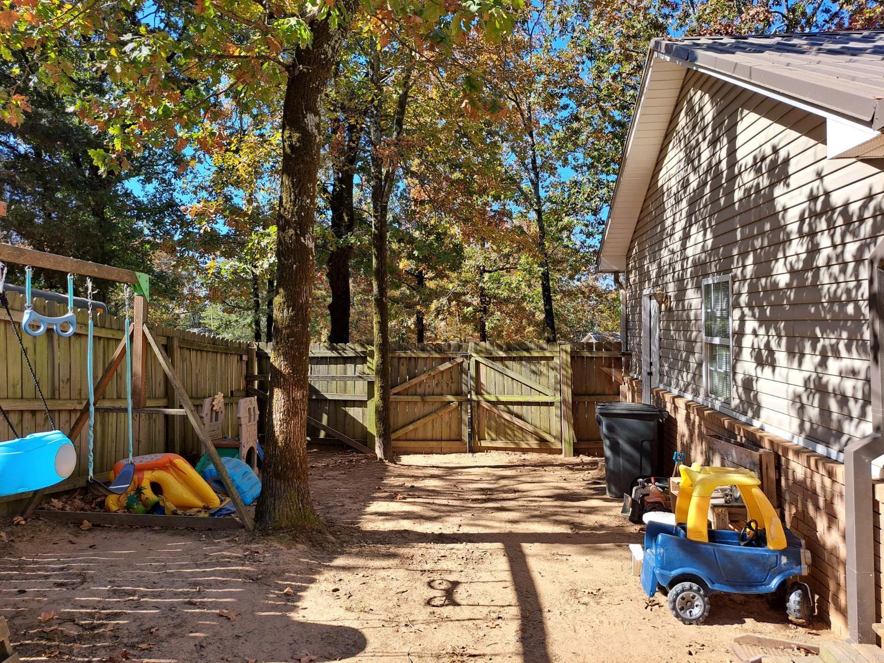 CANEY HILL - Residential