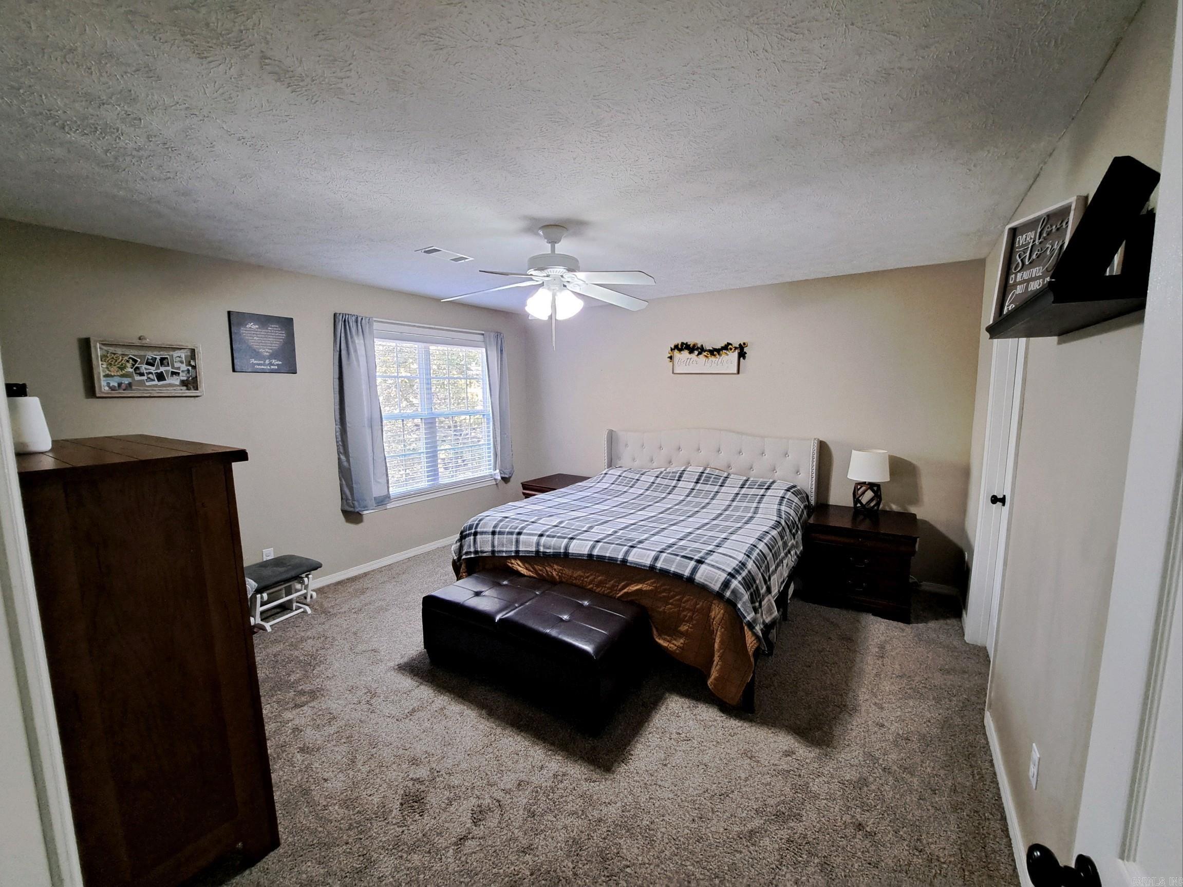 CANEY HILL - Residential