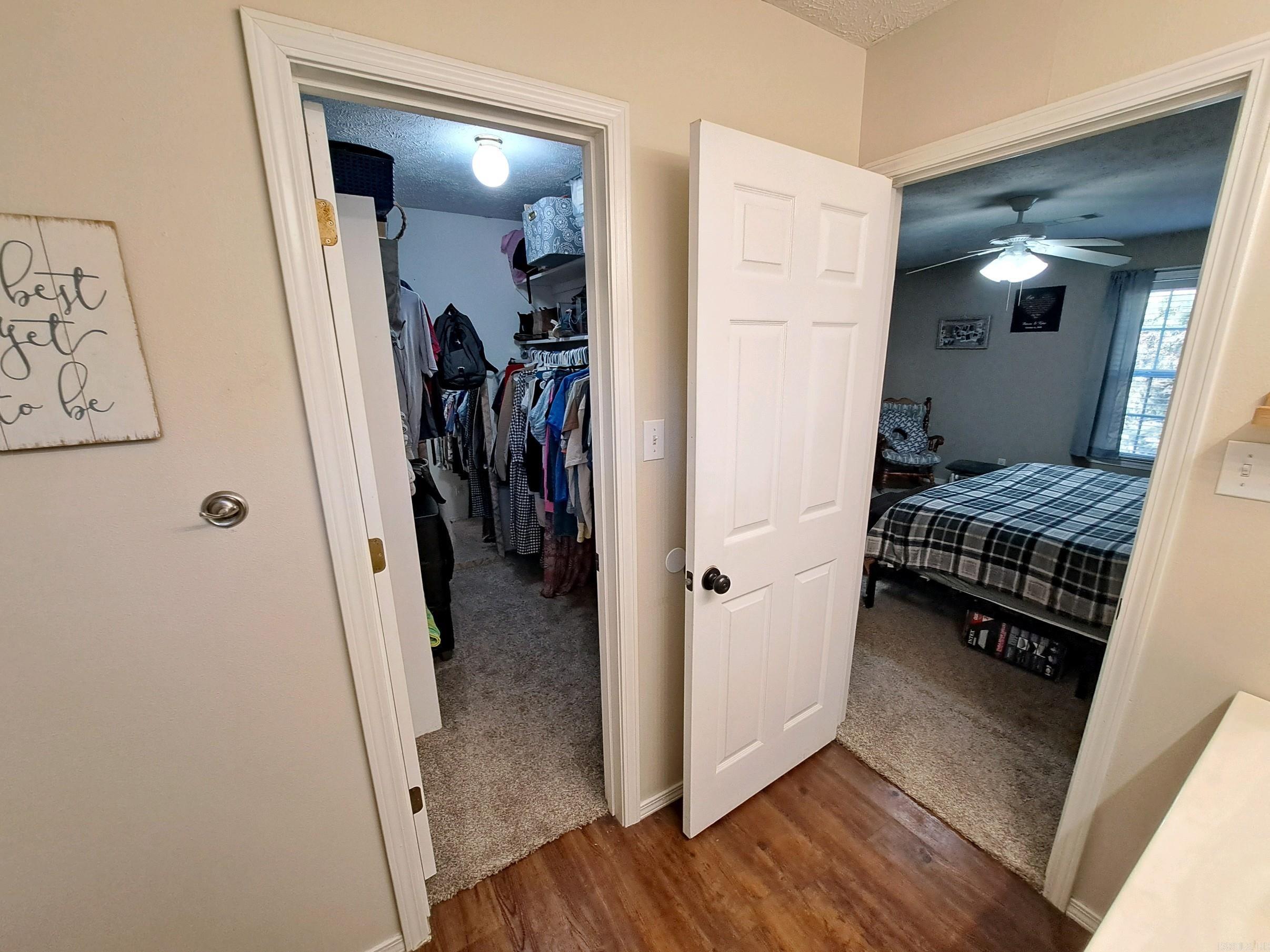 CANEY HILL - Residential