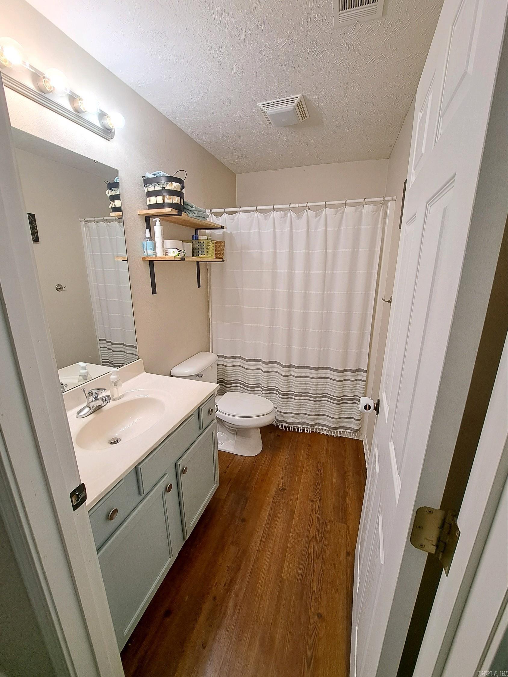 CANEY HILL - Residential