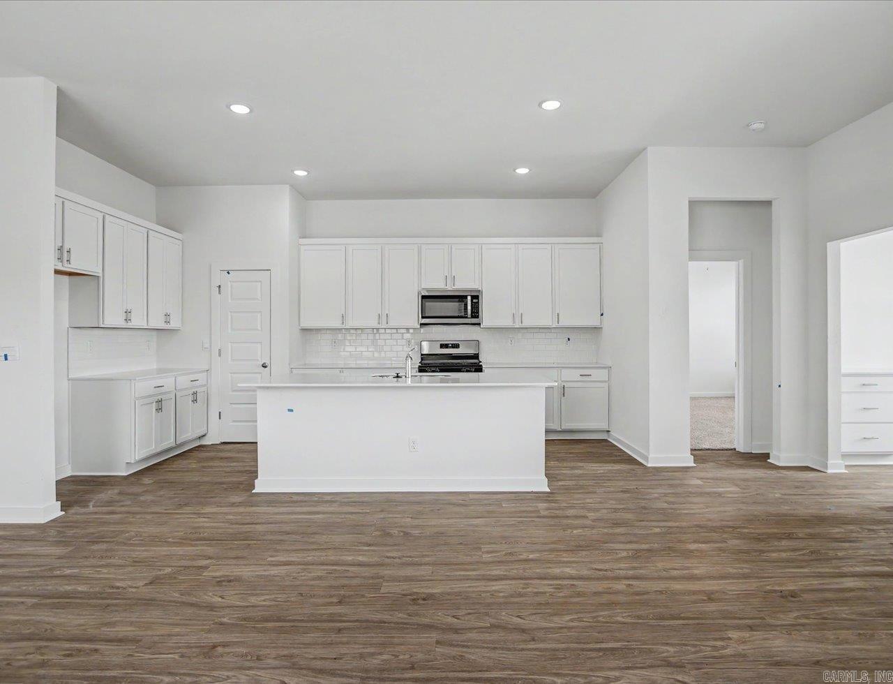 THE RESERVE AT COUNTRY CLUB PHAS - Residential