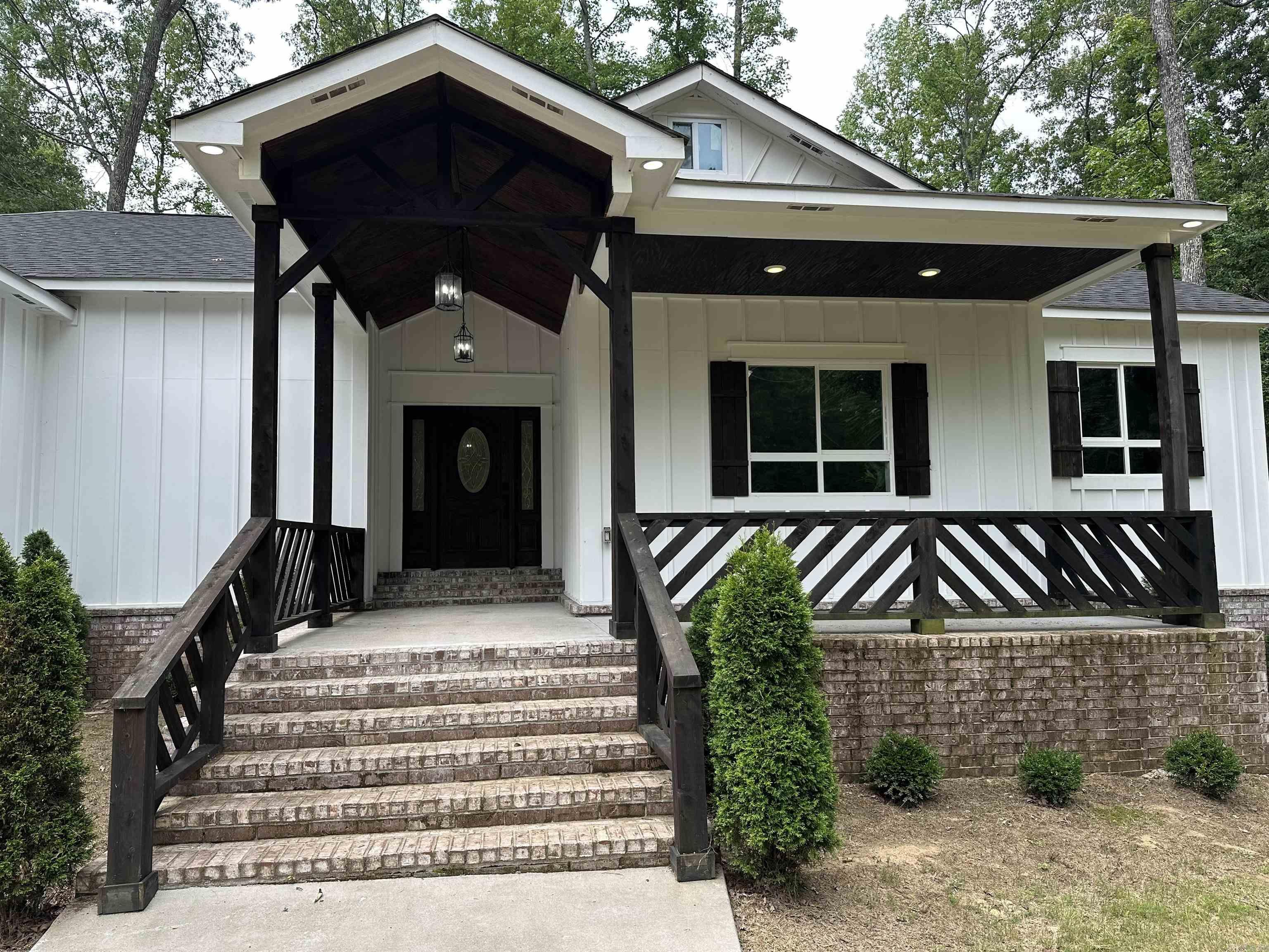 FAIRVIEW ESTATES - Residential