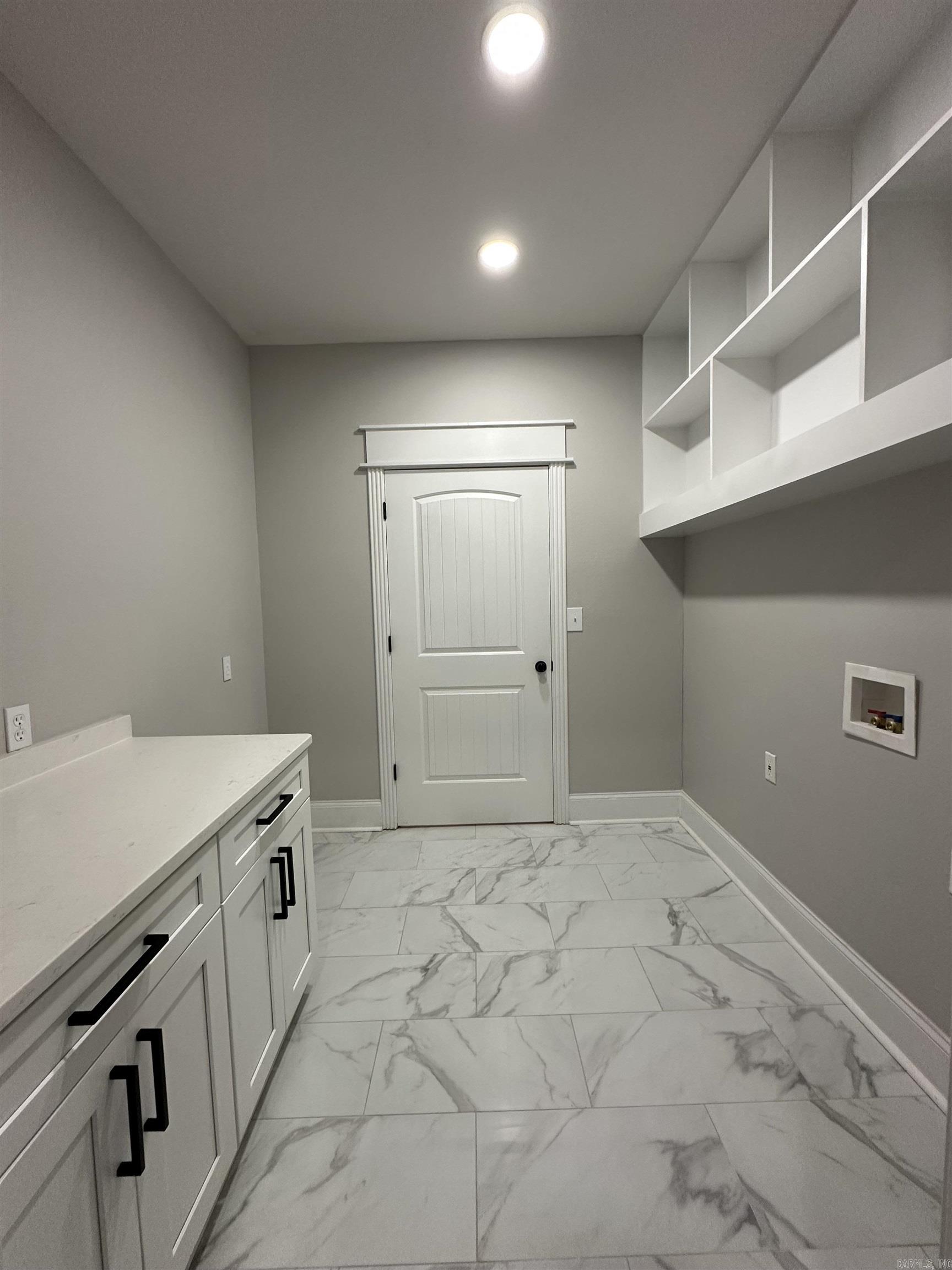 FAIRVIEW ESTATES - Residential