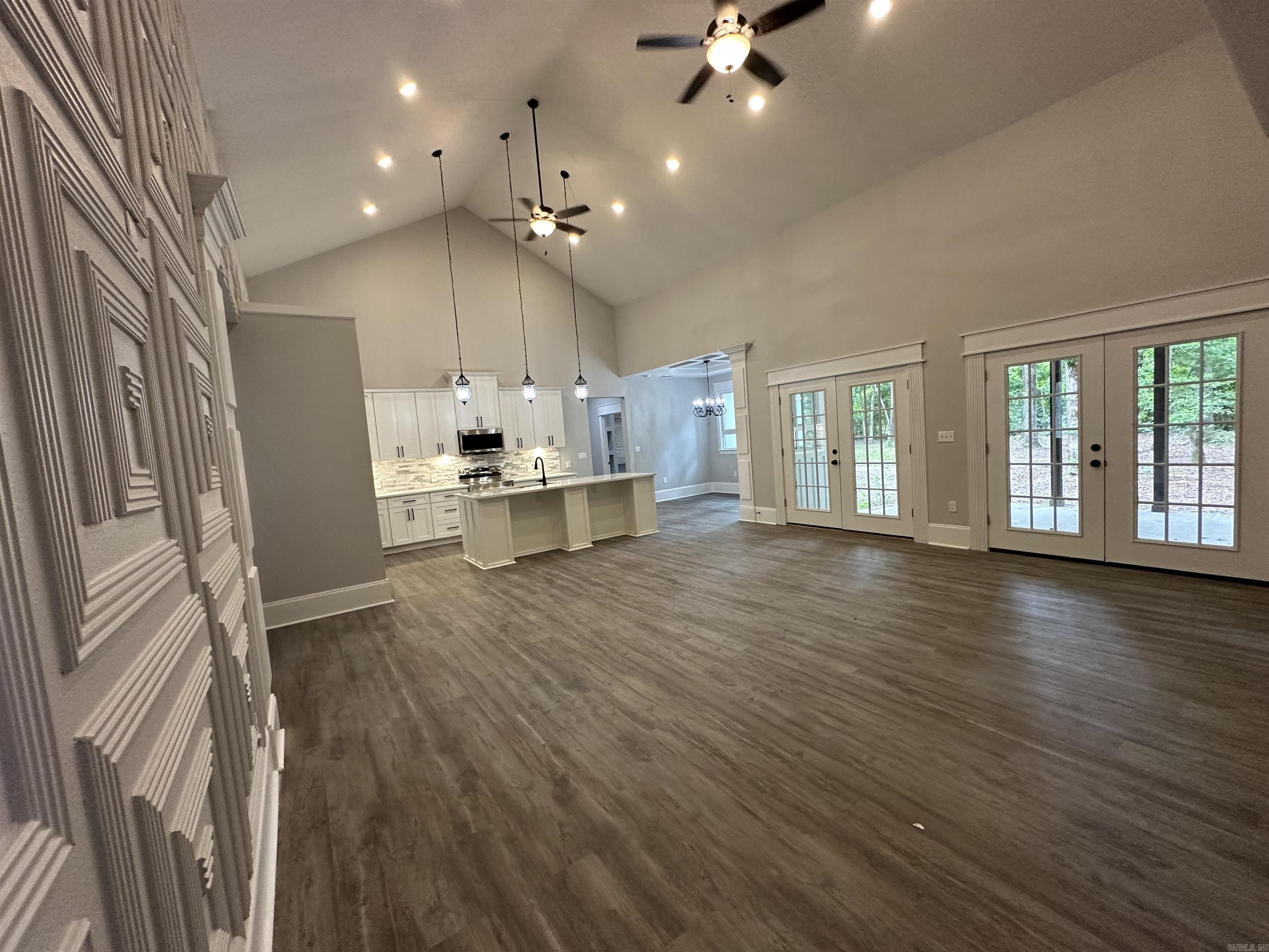 FAIRVIEW ESTATES - Residential