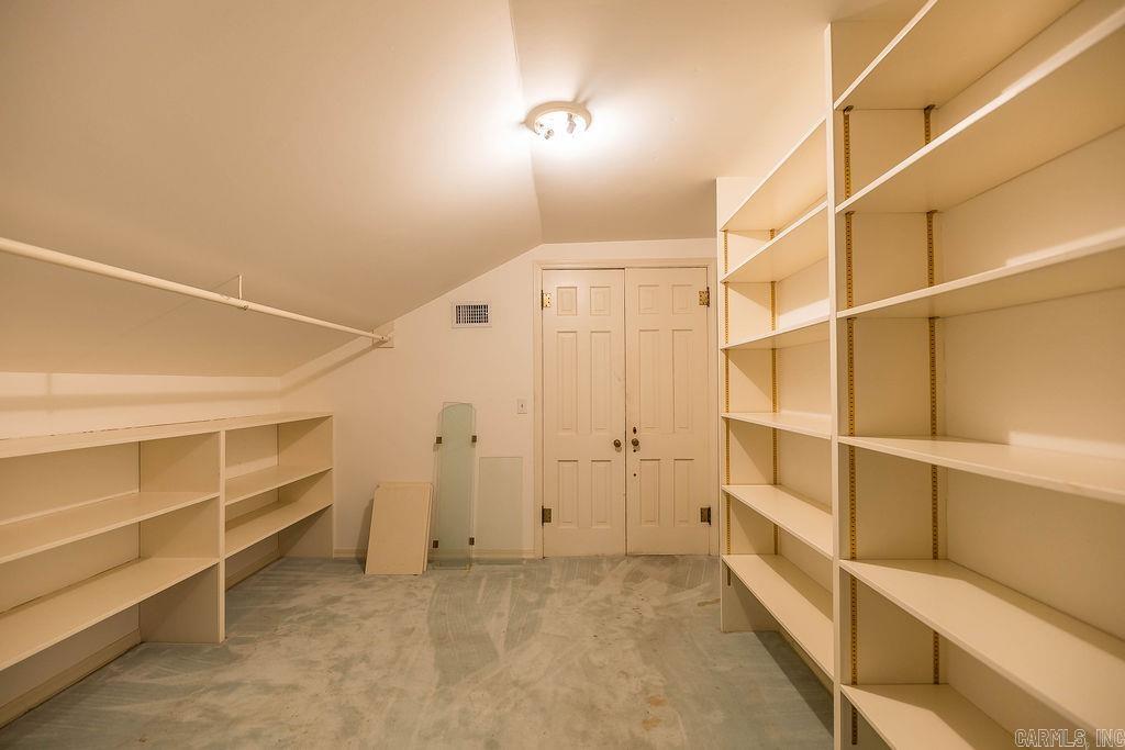 Mellors 4th - Residential