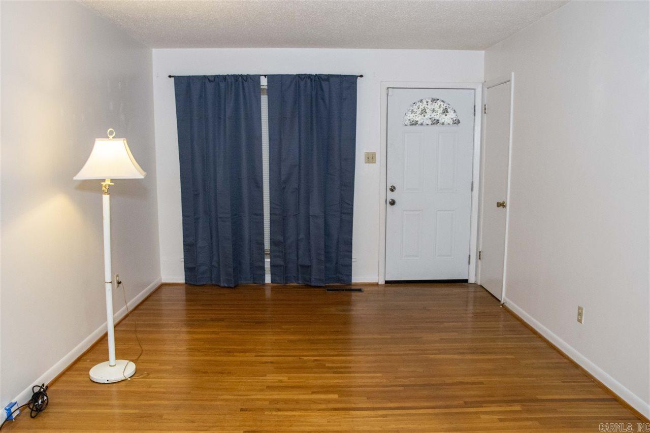 MEADOW LARK - Residential