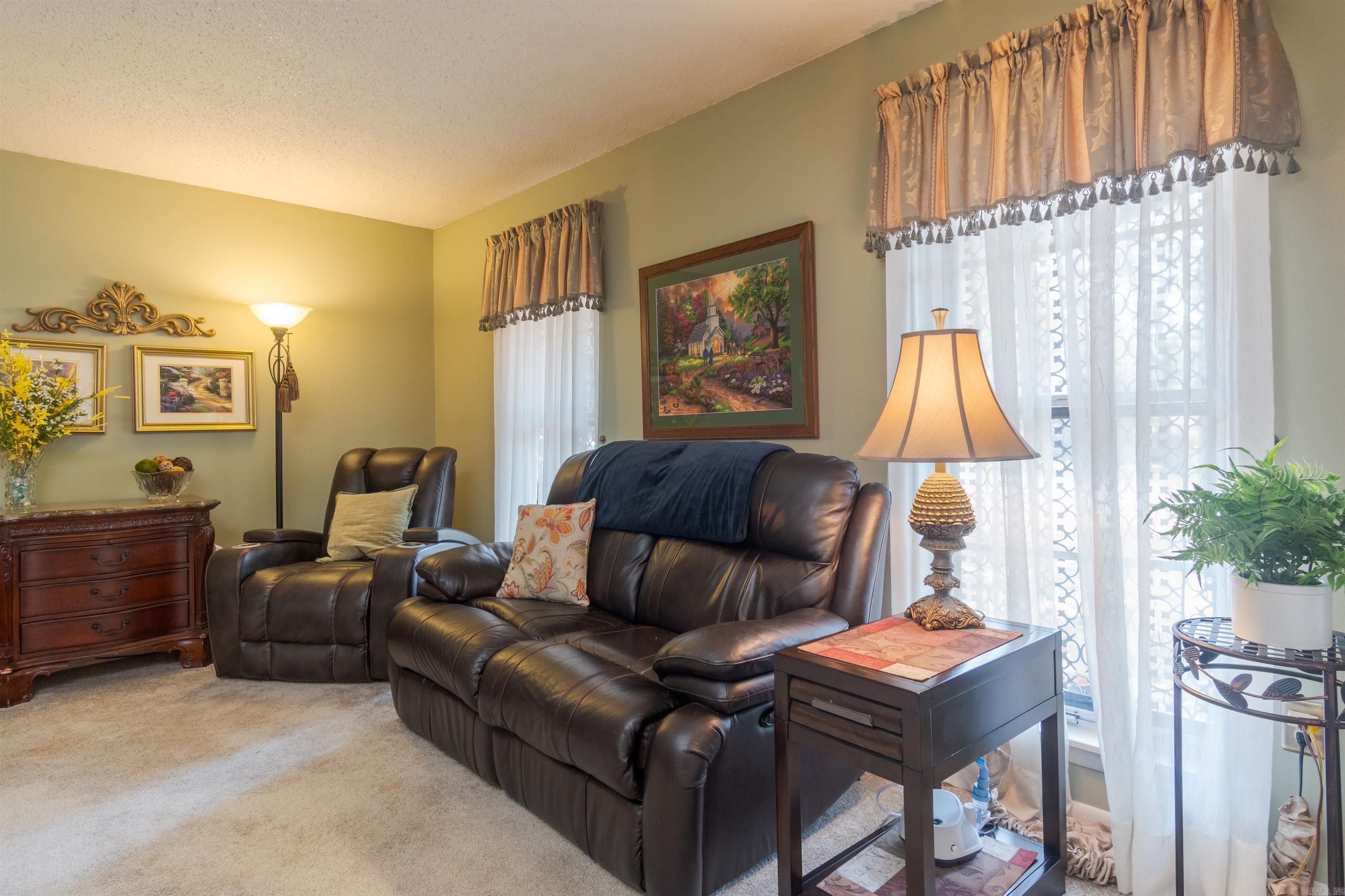 INDIANHEAD LAKES EST - Residential