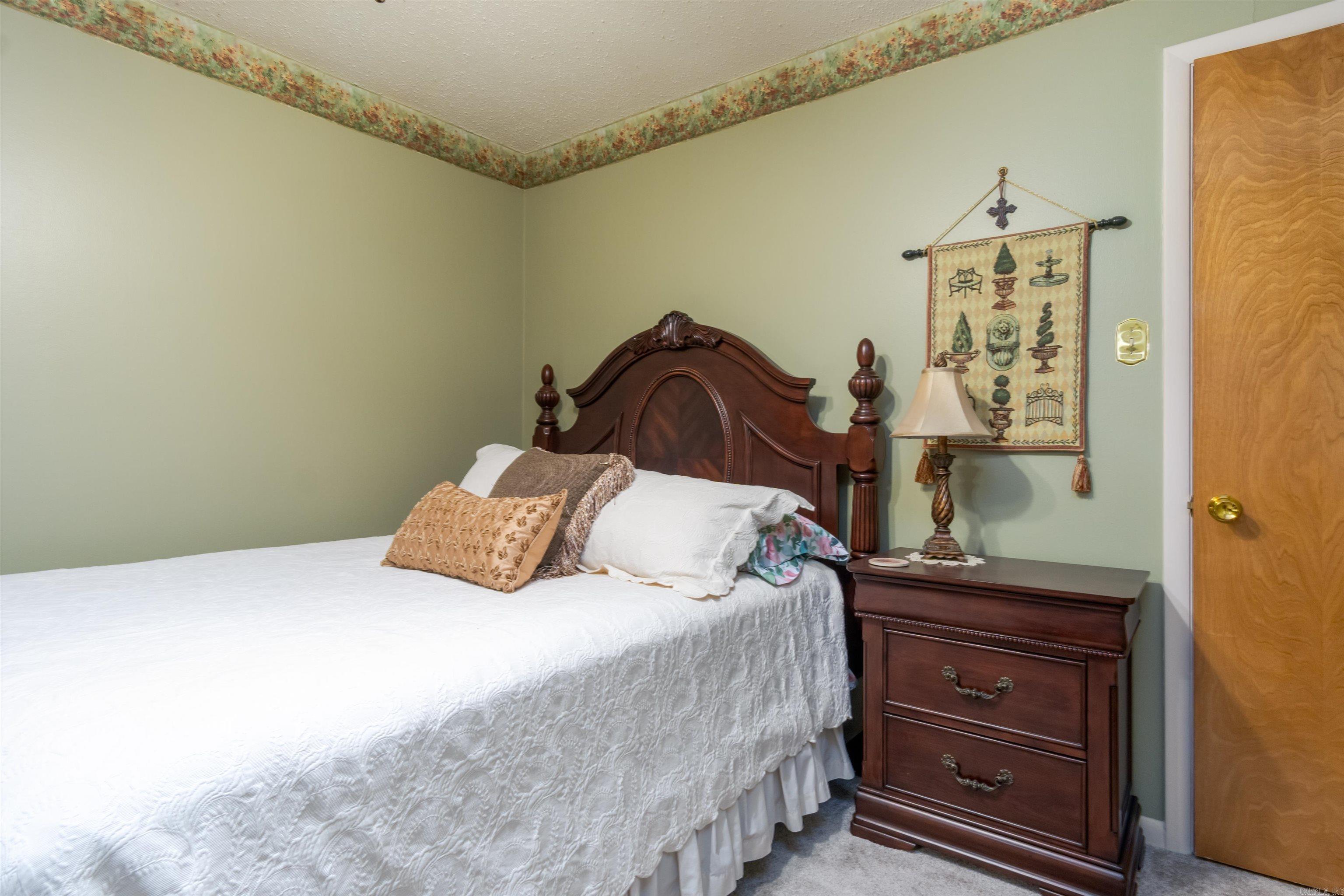 INDIANHEAD LAKES EST - Residential