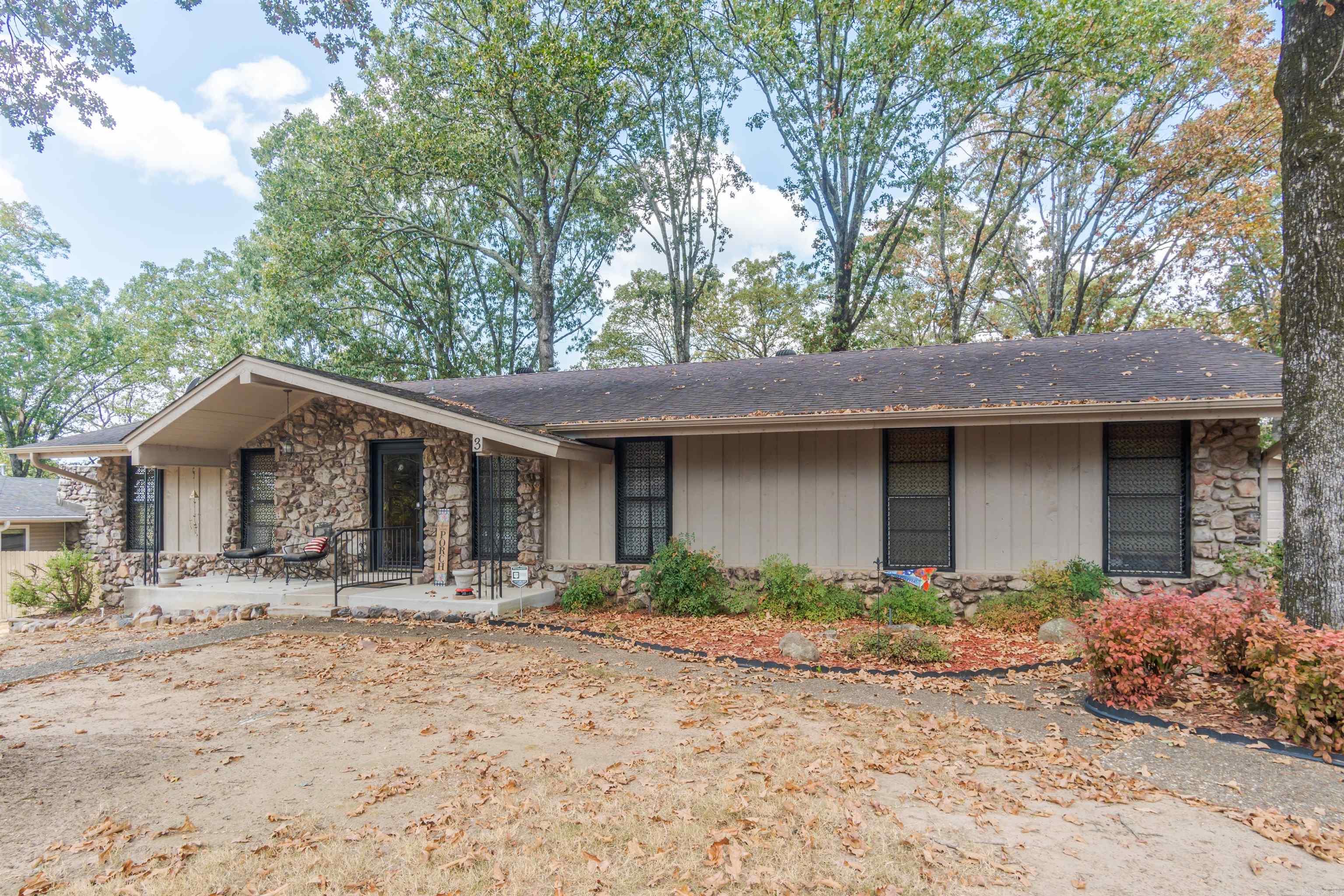 INDIANHEAD LAKES EST - Residential