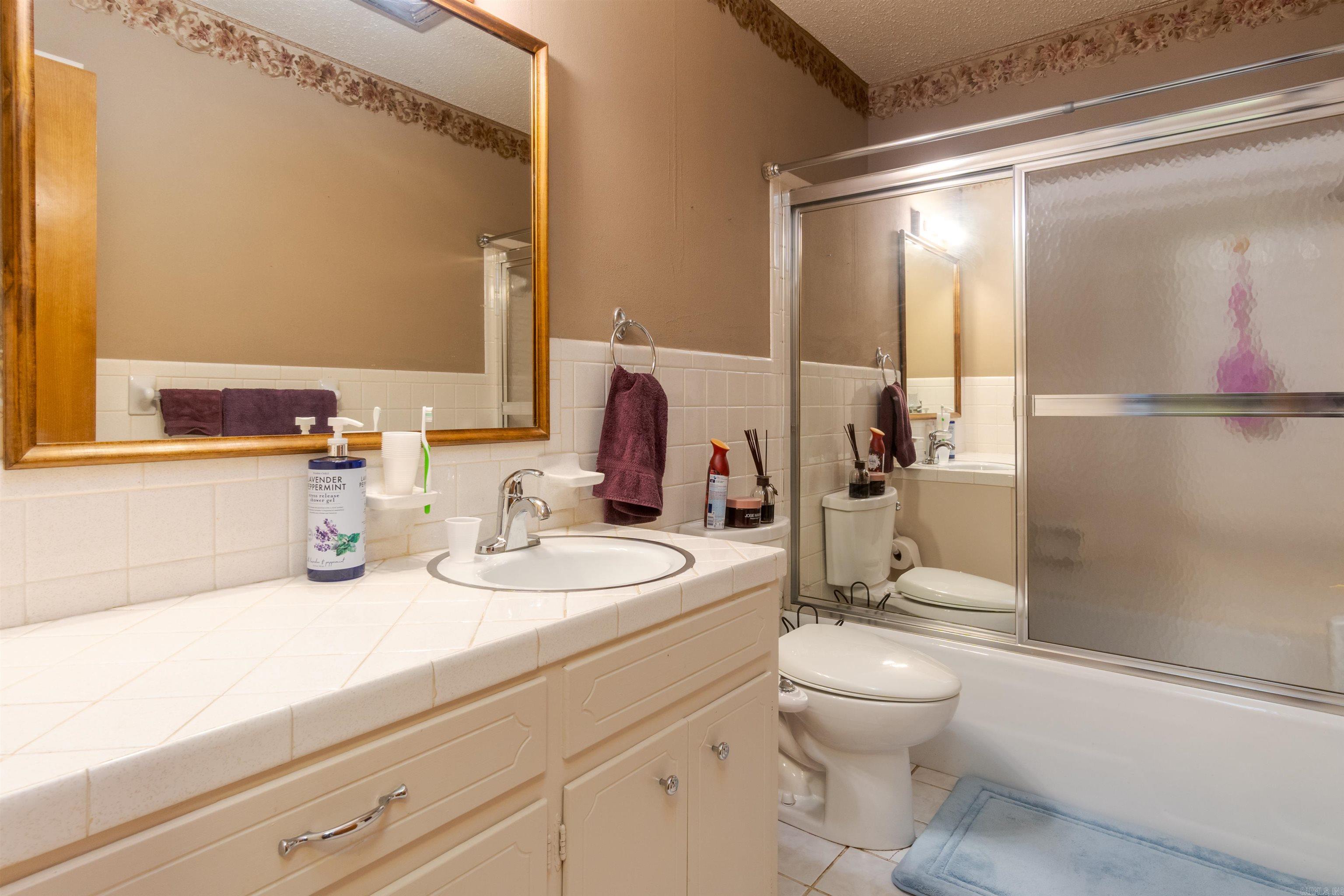 INDIANHEAD LAKES EST - Residential