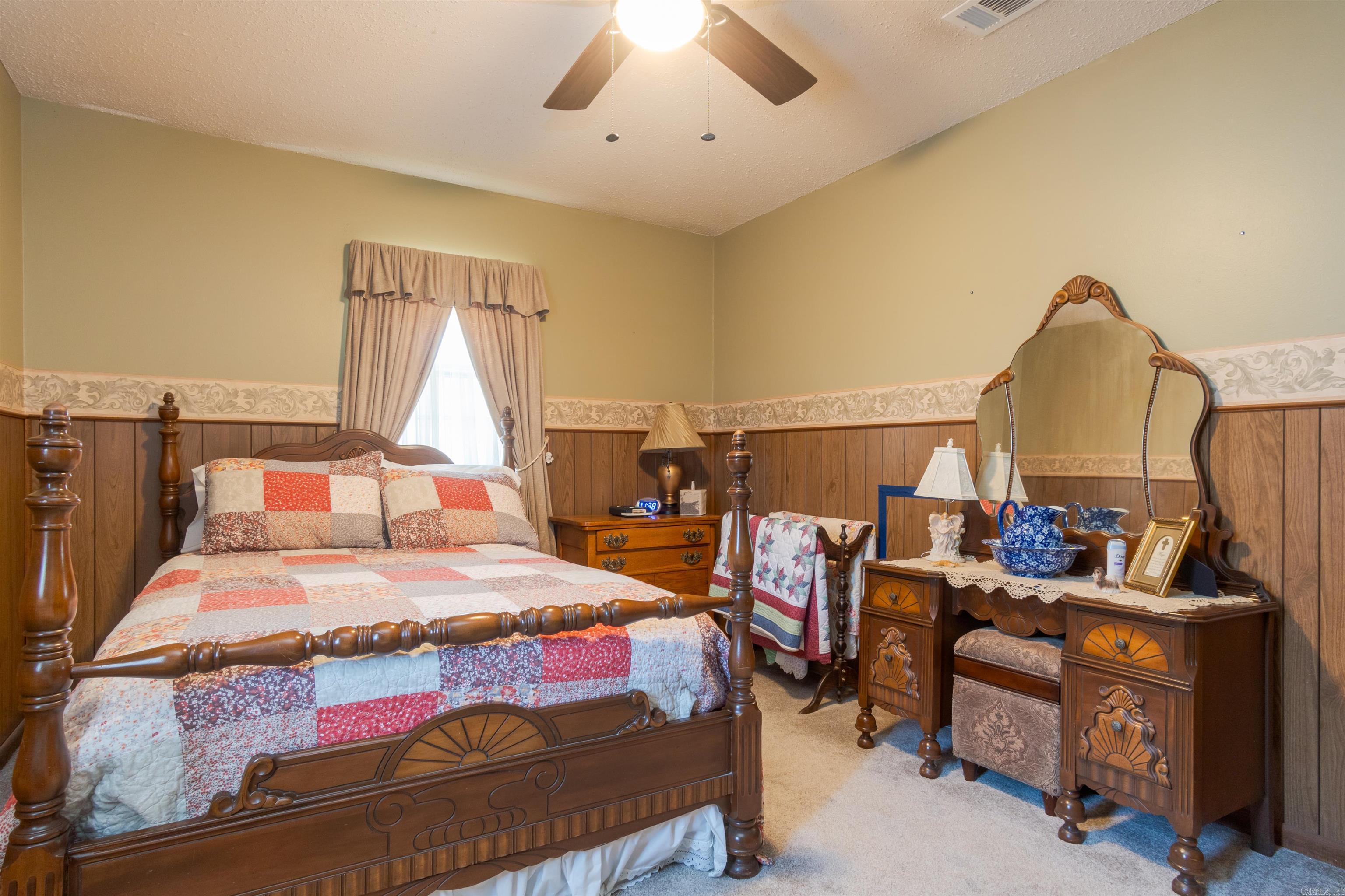 INDIANHEAD LAKES EST - Residential