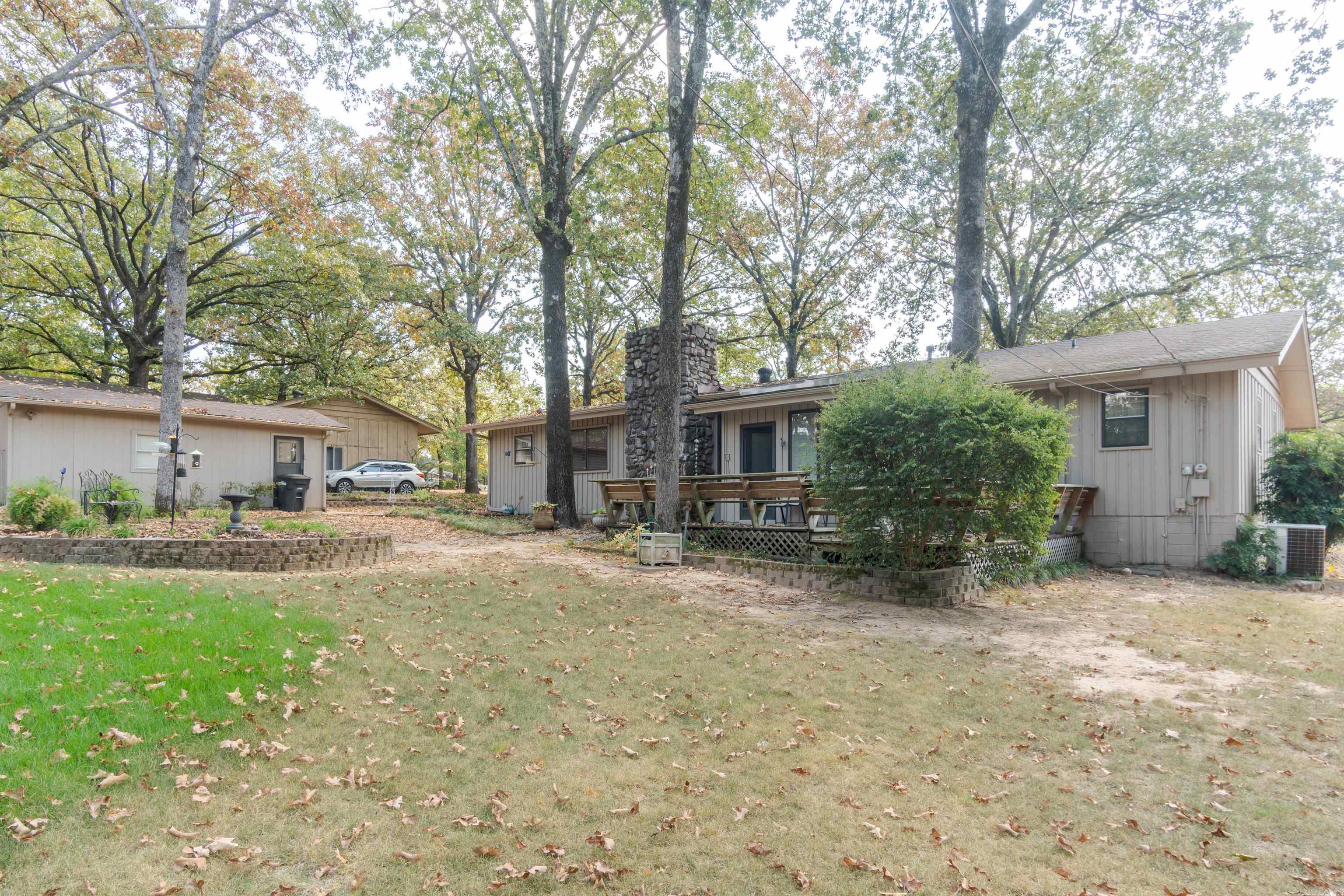 INDIANHEAD LAKES EST - Residential