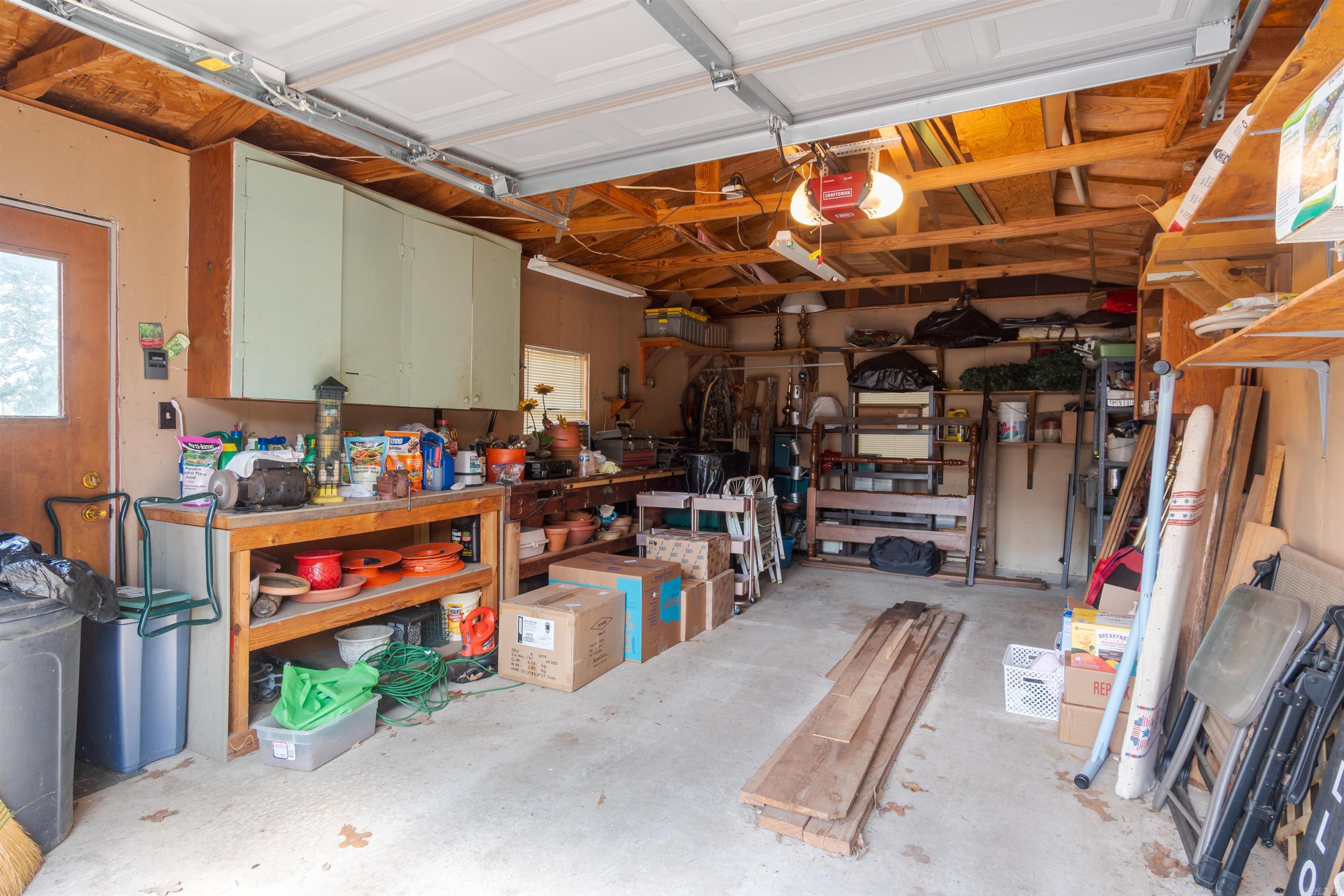 INDIANHEAD LAKES EST - Residential